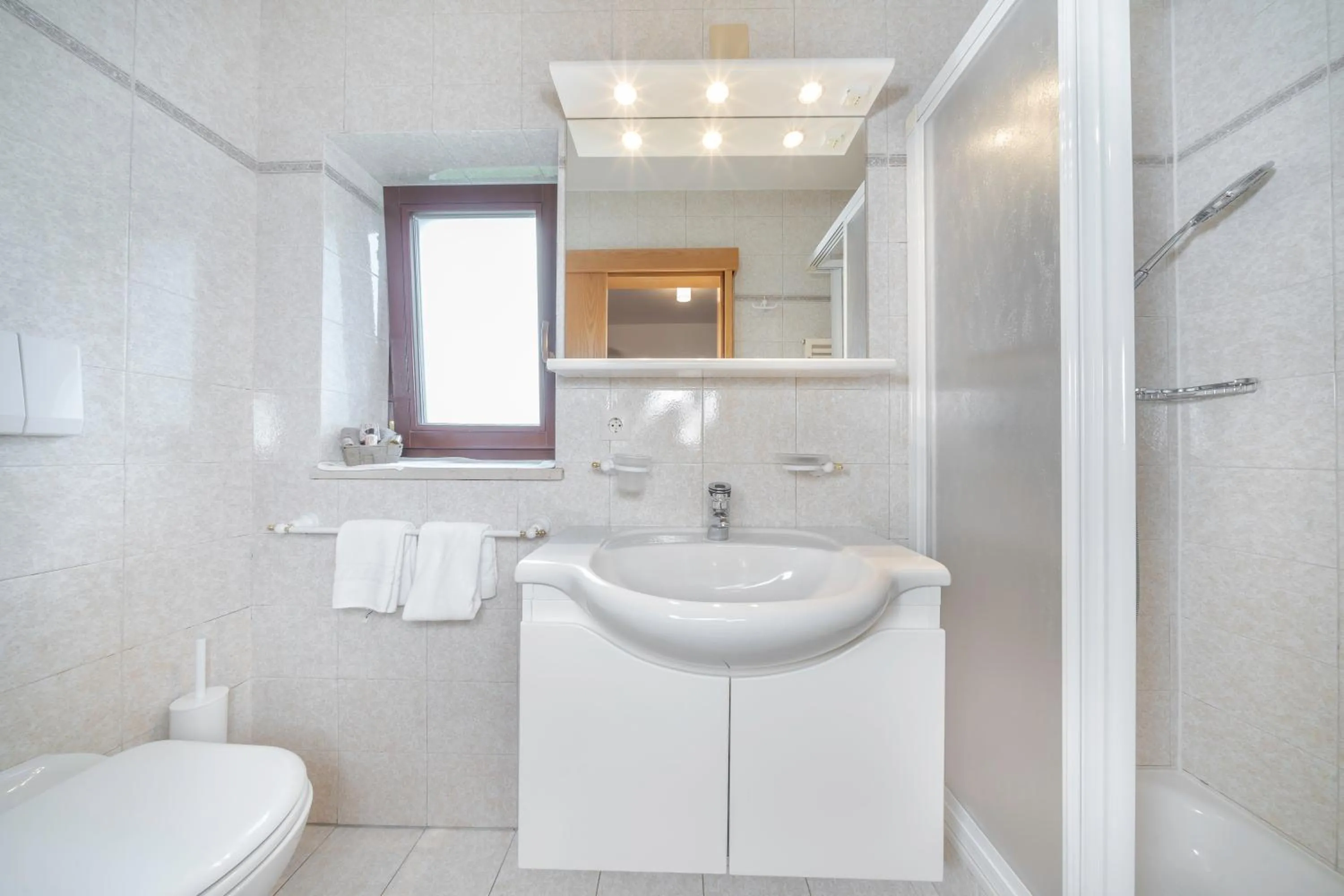 Bathroom in Garni Tramans