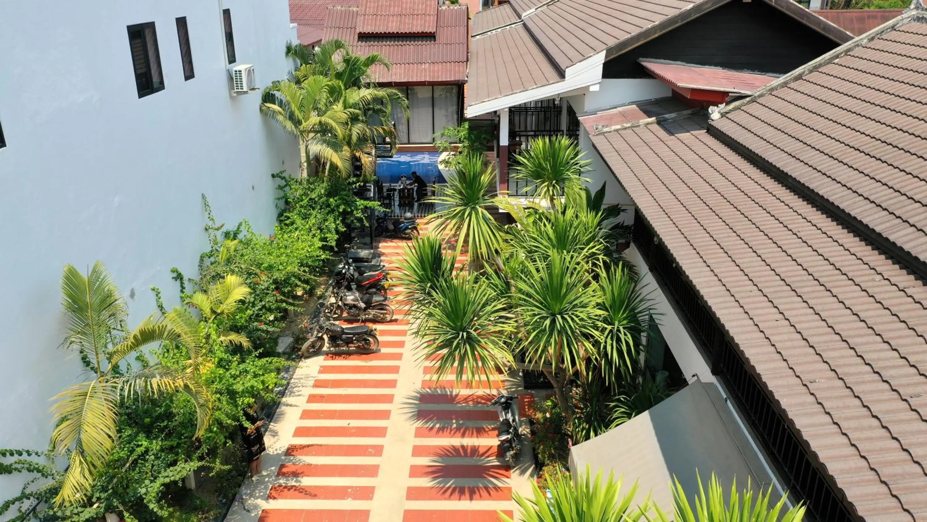 Property building in Vangvieng Night Market Resort