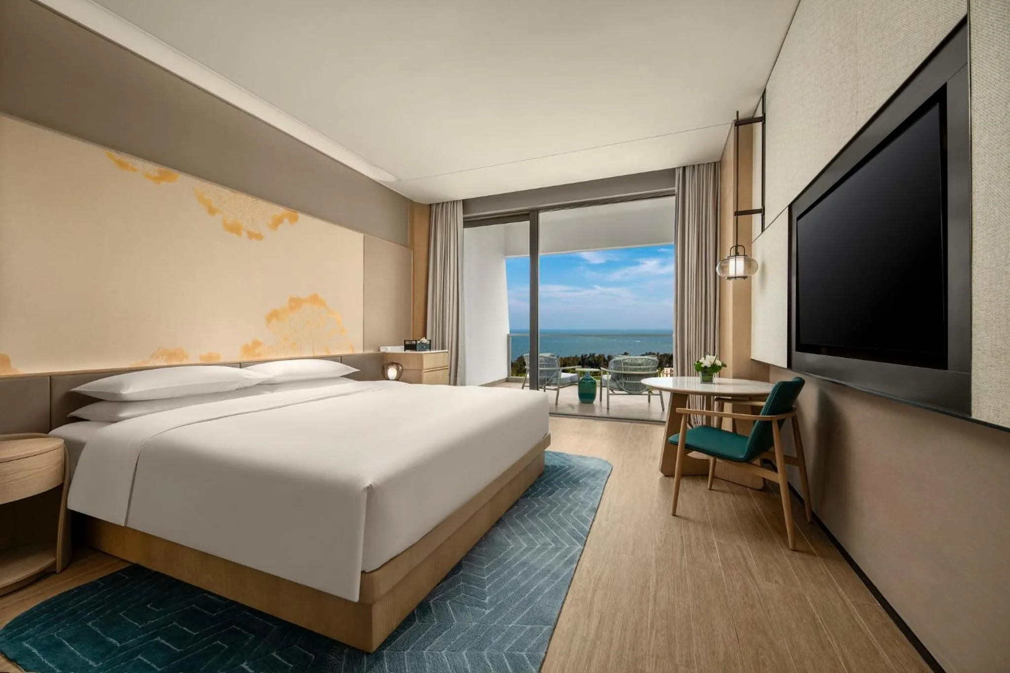 Photo of the whole room, Bed in HUALUXE Beihai Silver Beach Resort by IHG