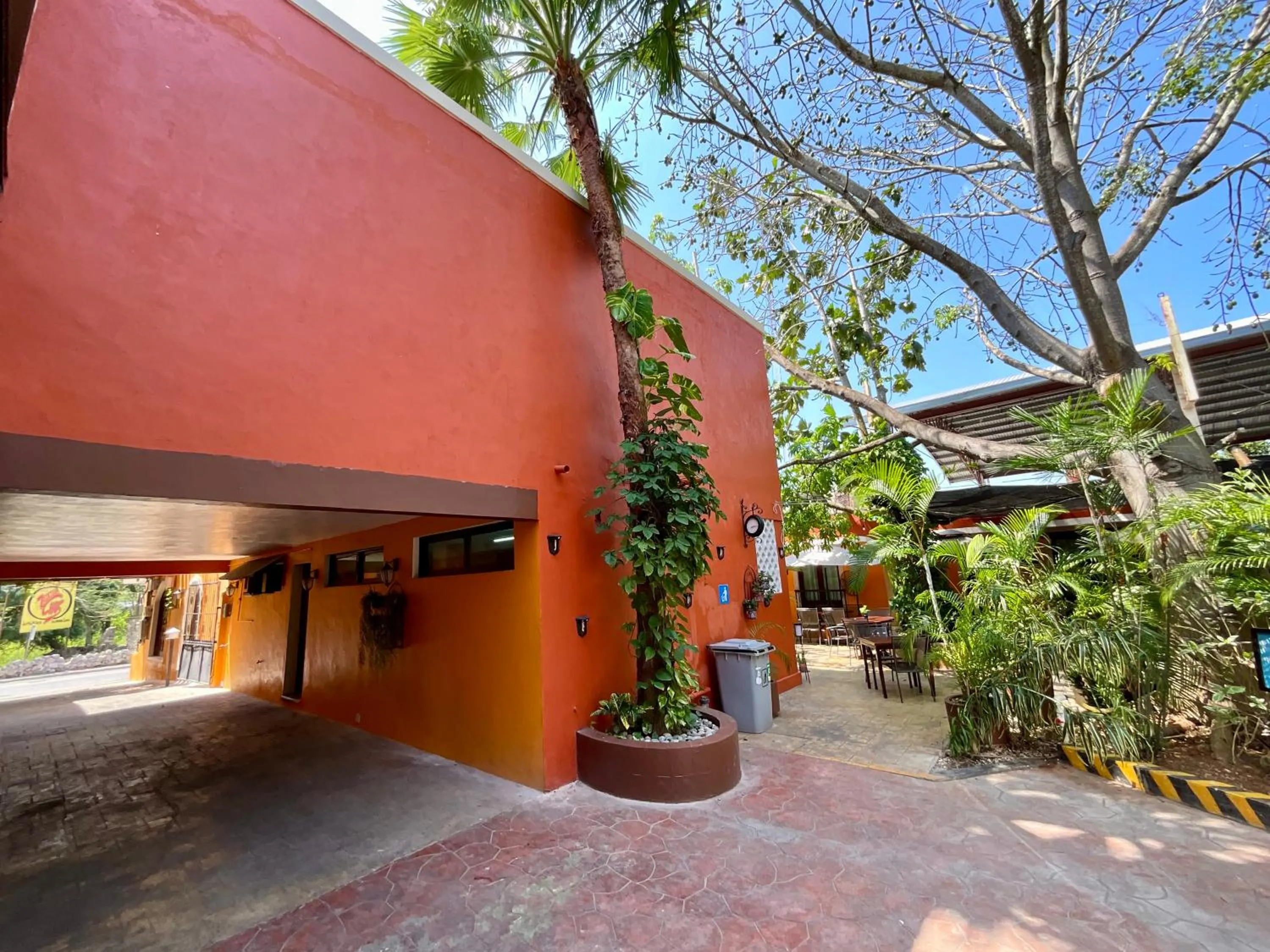 El Zaguán Colonial by GuruHotel