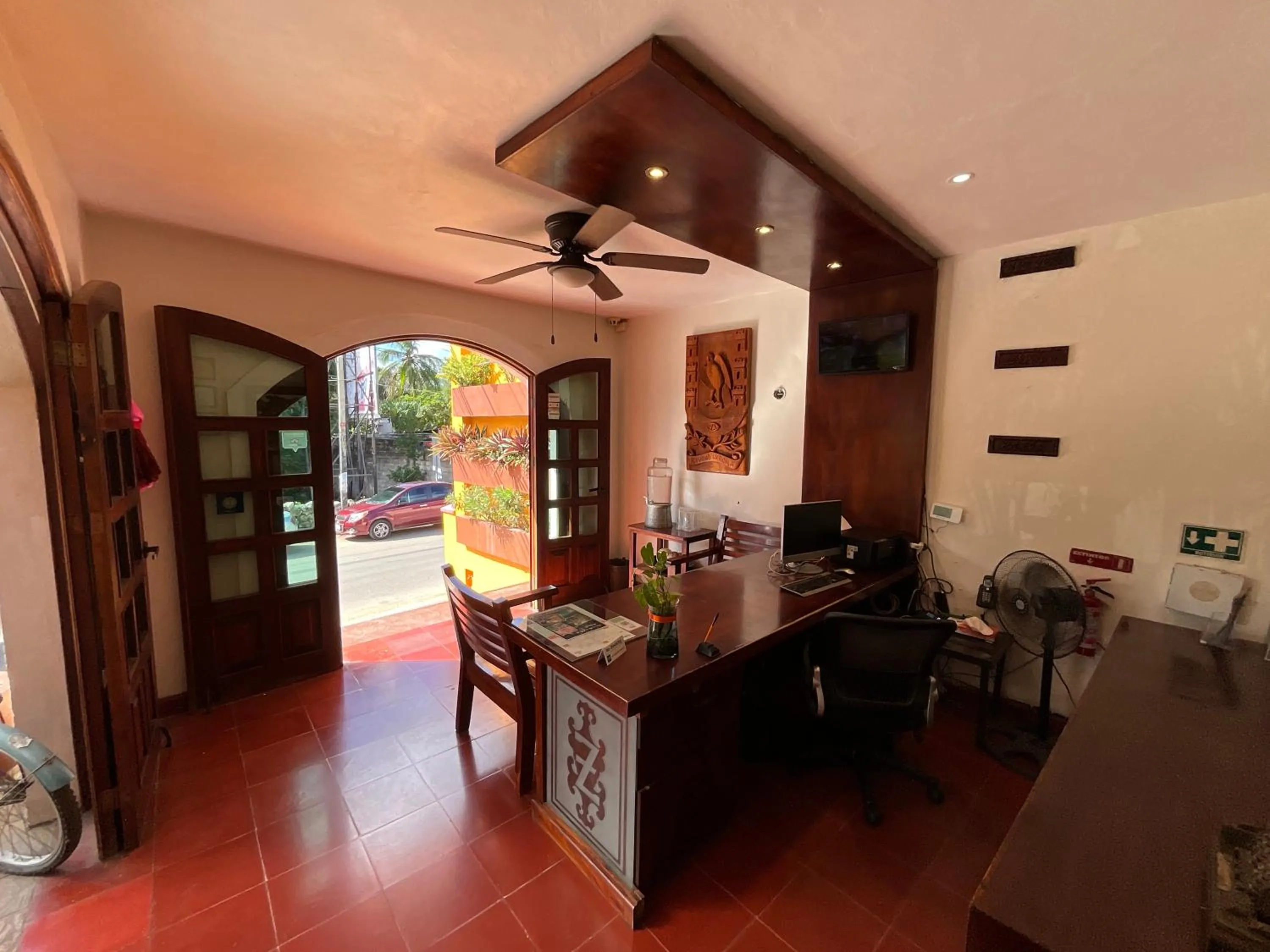 Property building in El Zaguán Colonial by GuruHotel