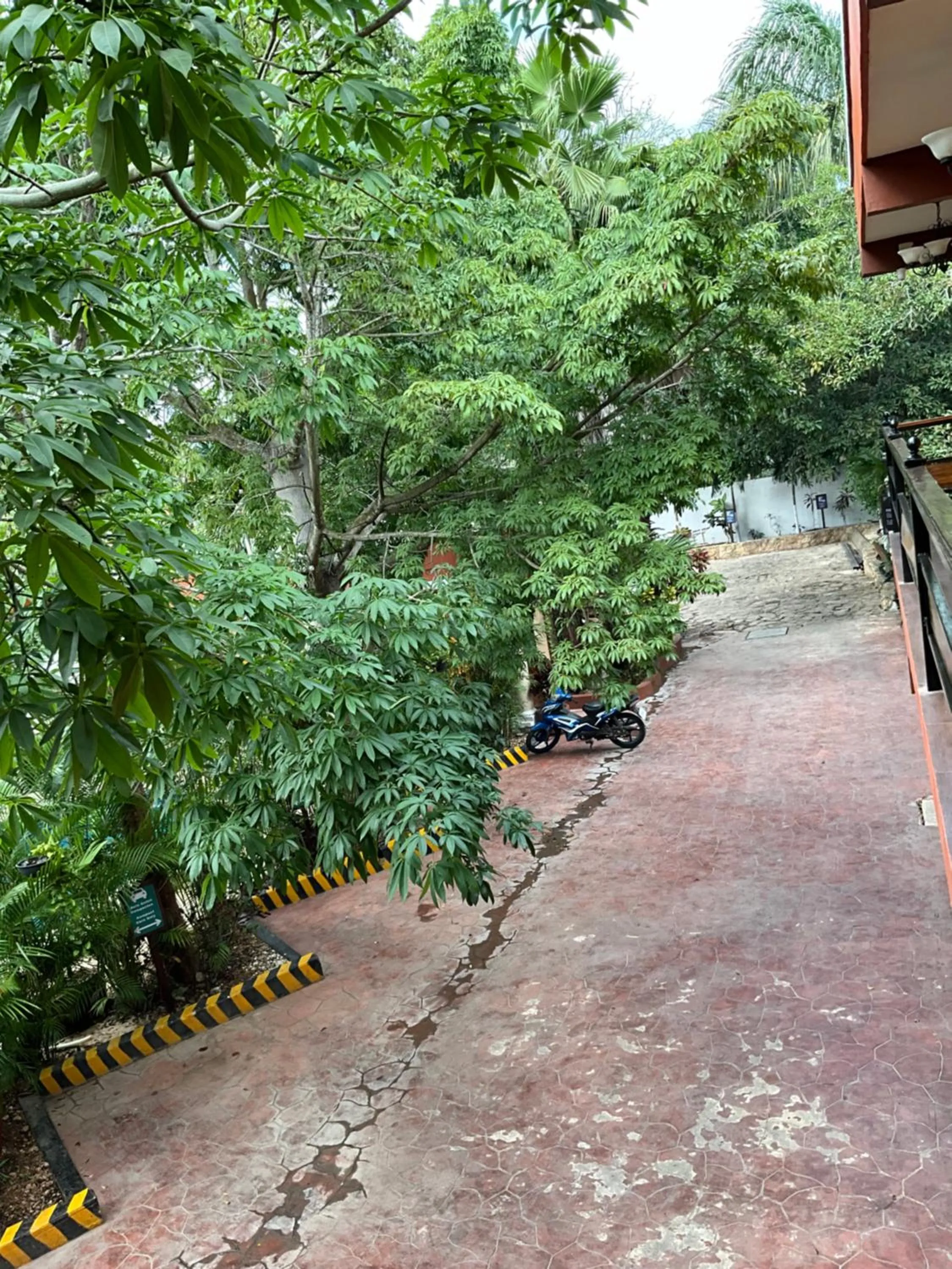 Property building in El Zaguán Colonial by GuruHotel