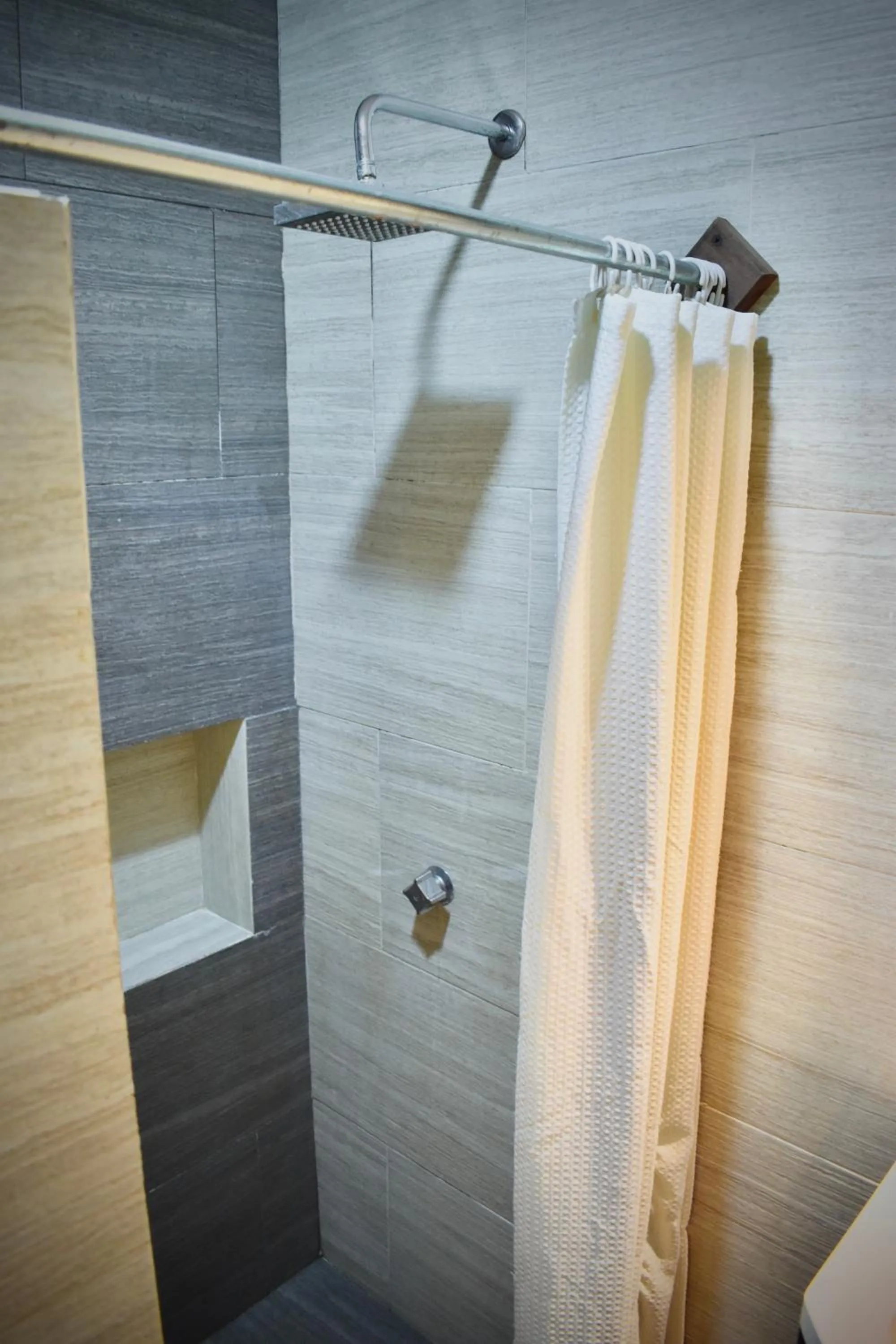 El Zaguán Colonial by GuruHotel