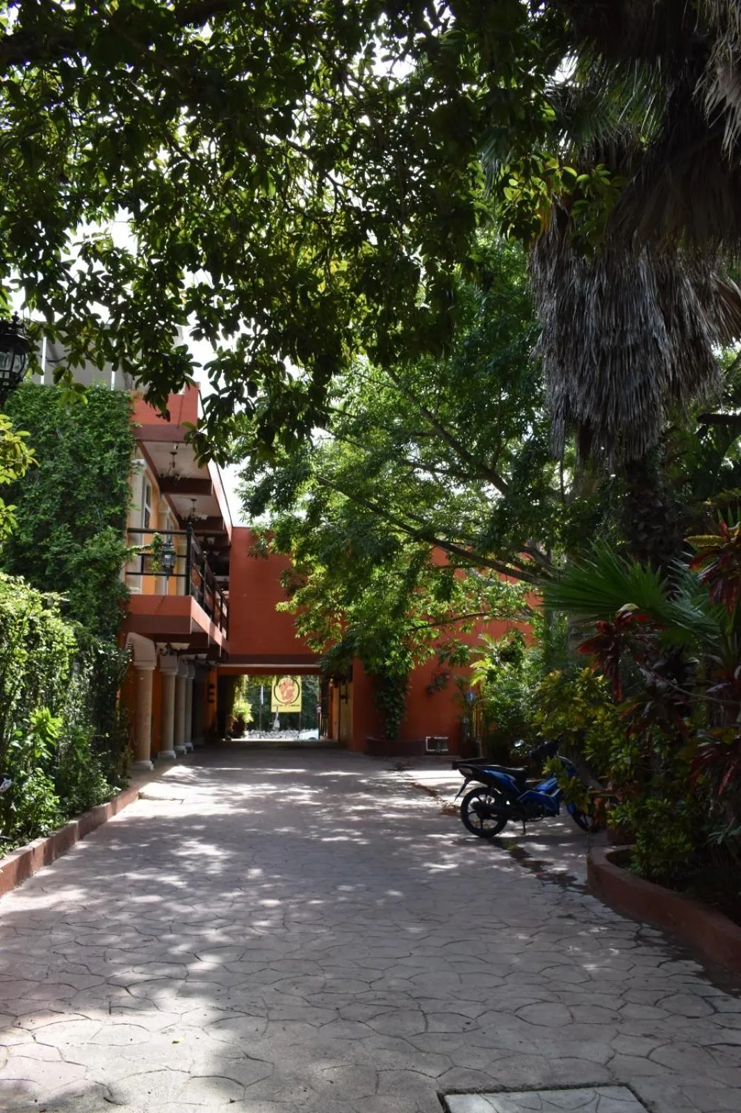 Property building in El Zaguán Colonial by GuruHotel