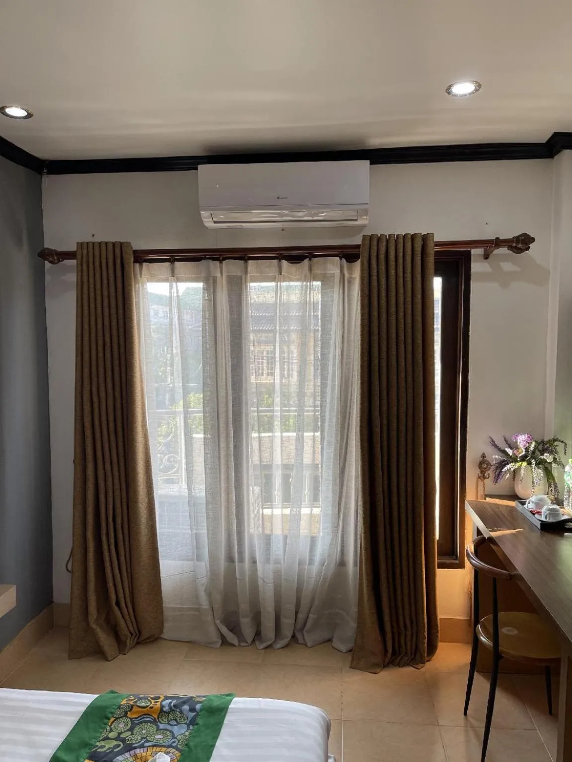 Photo of the whole room, Bed in Lucky city hotel