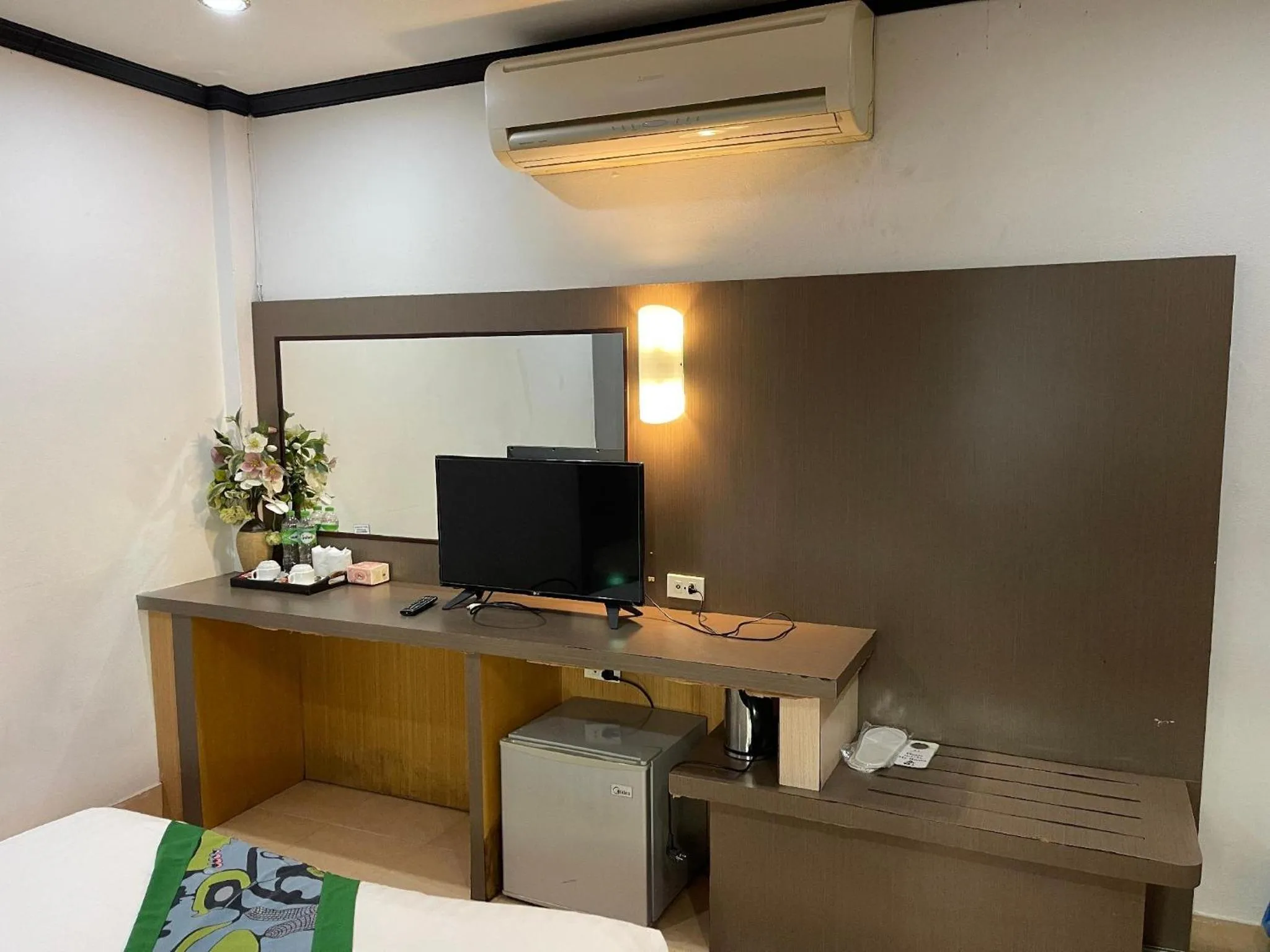 TV and multimedia in Lucky city hotel