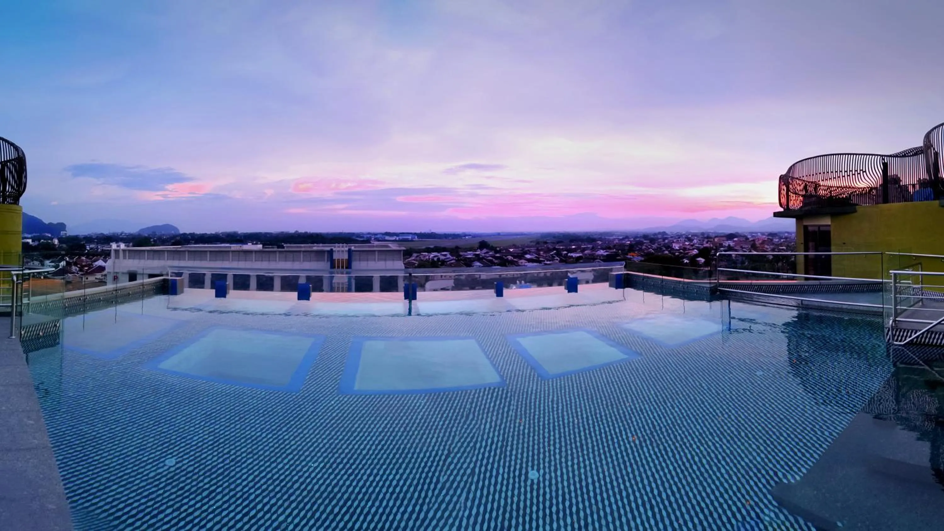  in 1969 D'Kelly Hotel