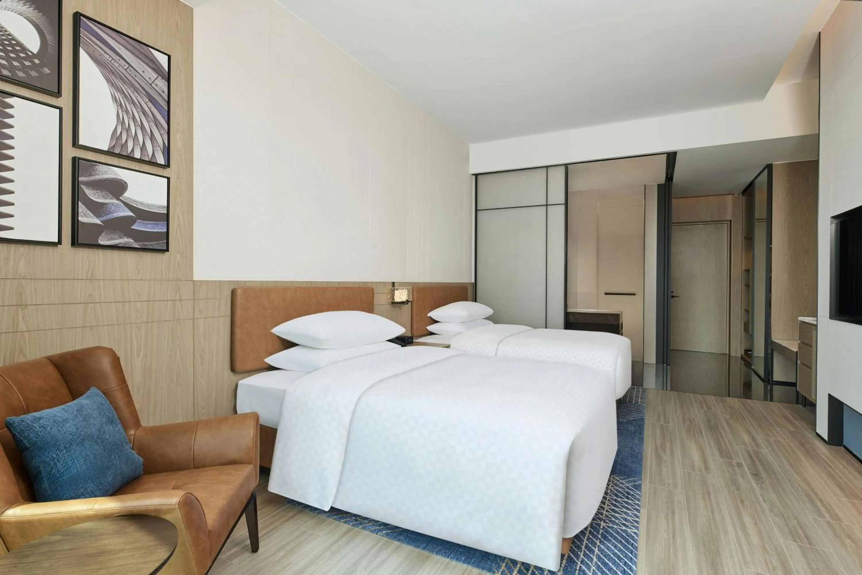 Superior Double Room with Two Double Beds and City View - Mid Floor in Four Points by Sheraton Shenzhen Bay