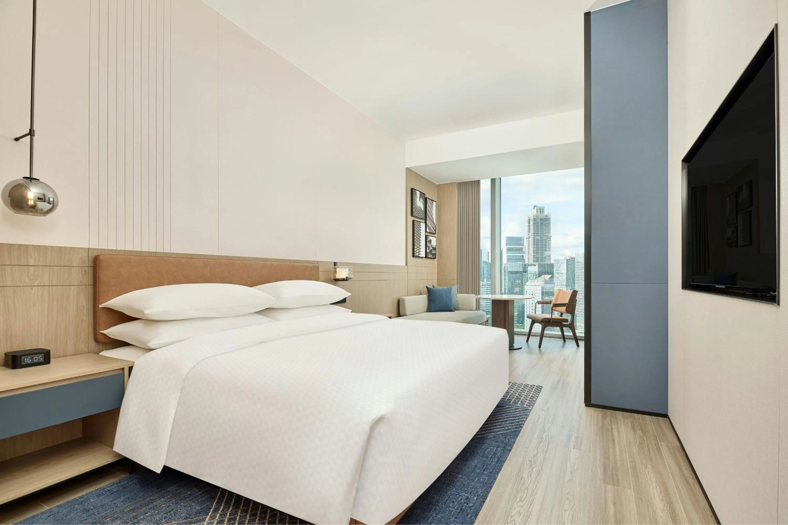 King Room with City View in Four Points by Sheraton Shenzhen Bay
