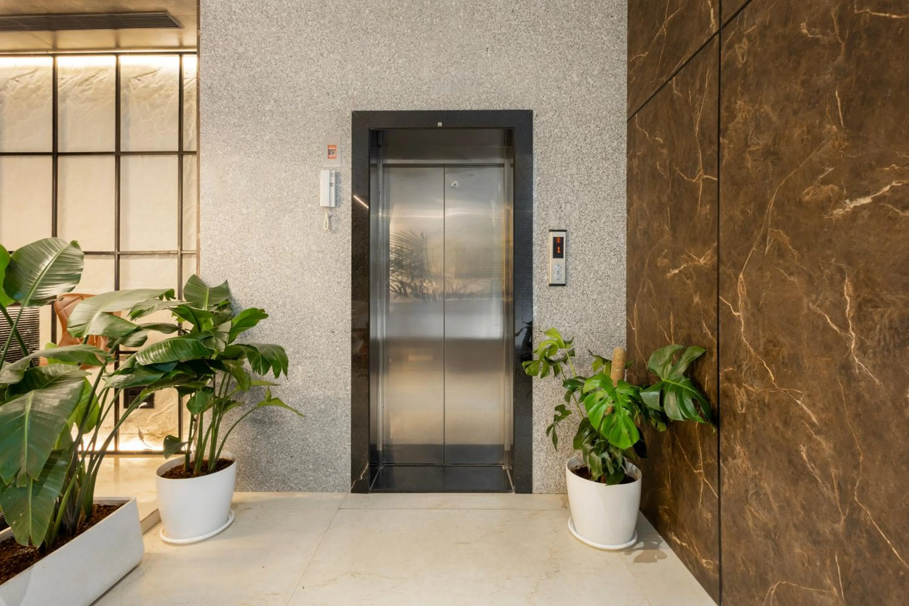 acessibility in ECKO La Maniere Business Hotels