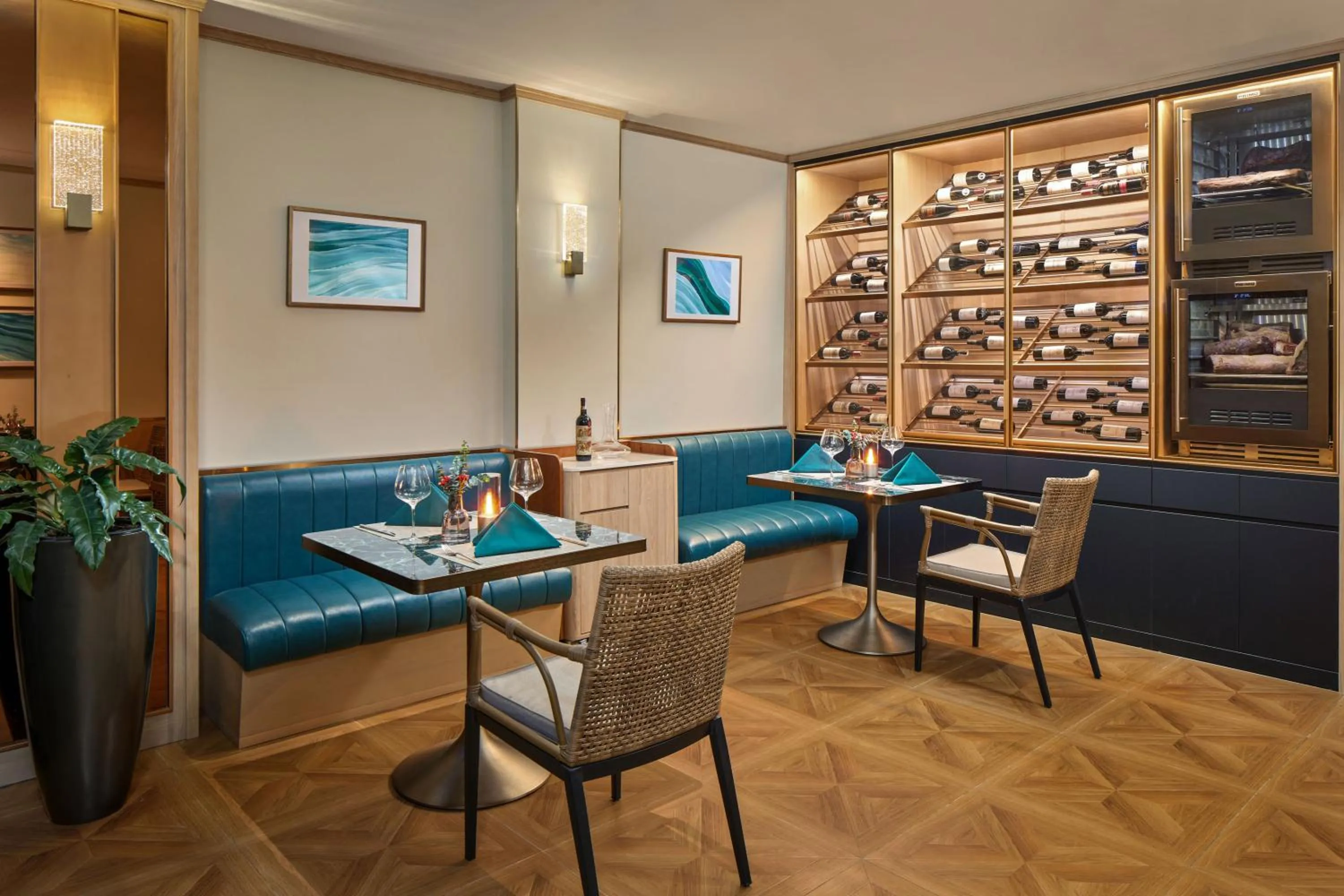 Restaurant/places to eat in La Siesta Premium Lakeside