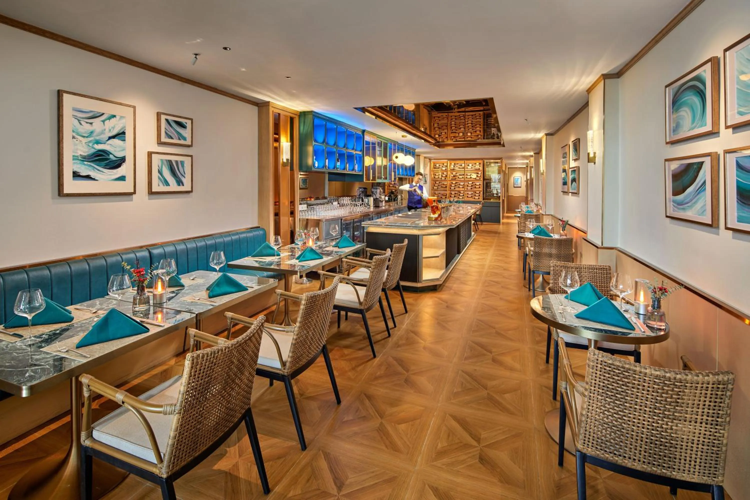 Restaurant/places to eat in La Siesta Premium Lakeside