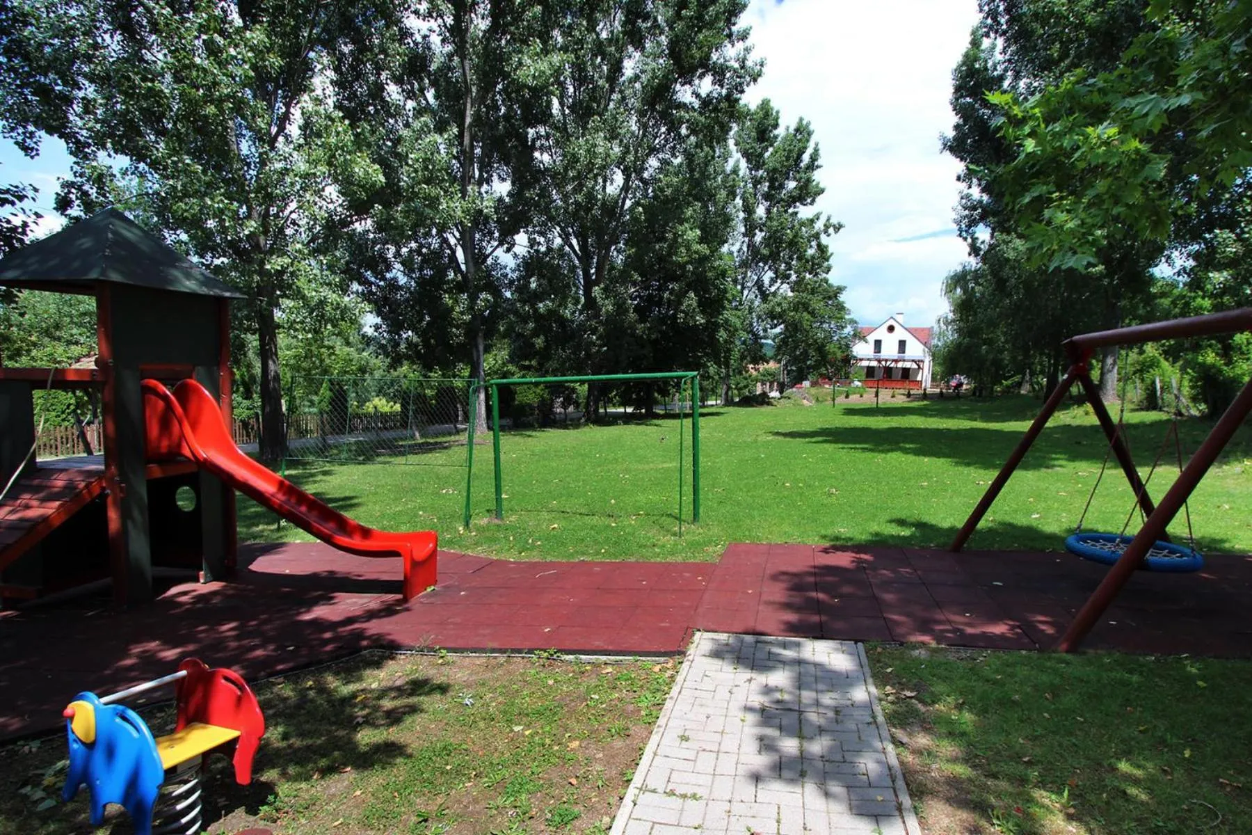 Family Room with Mountain View - single occupancy in Gesztenyés Vendégház