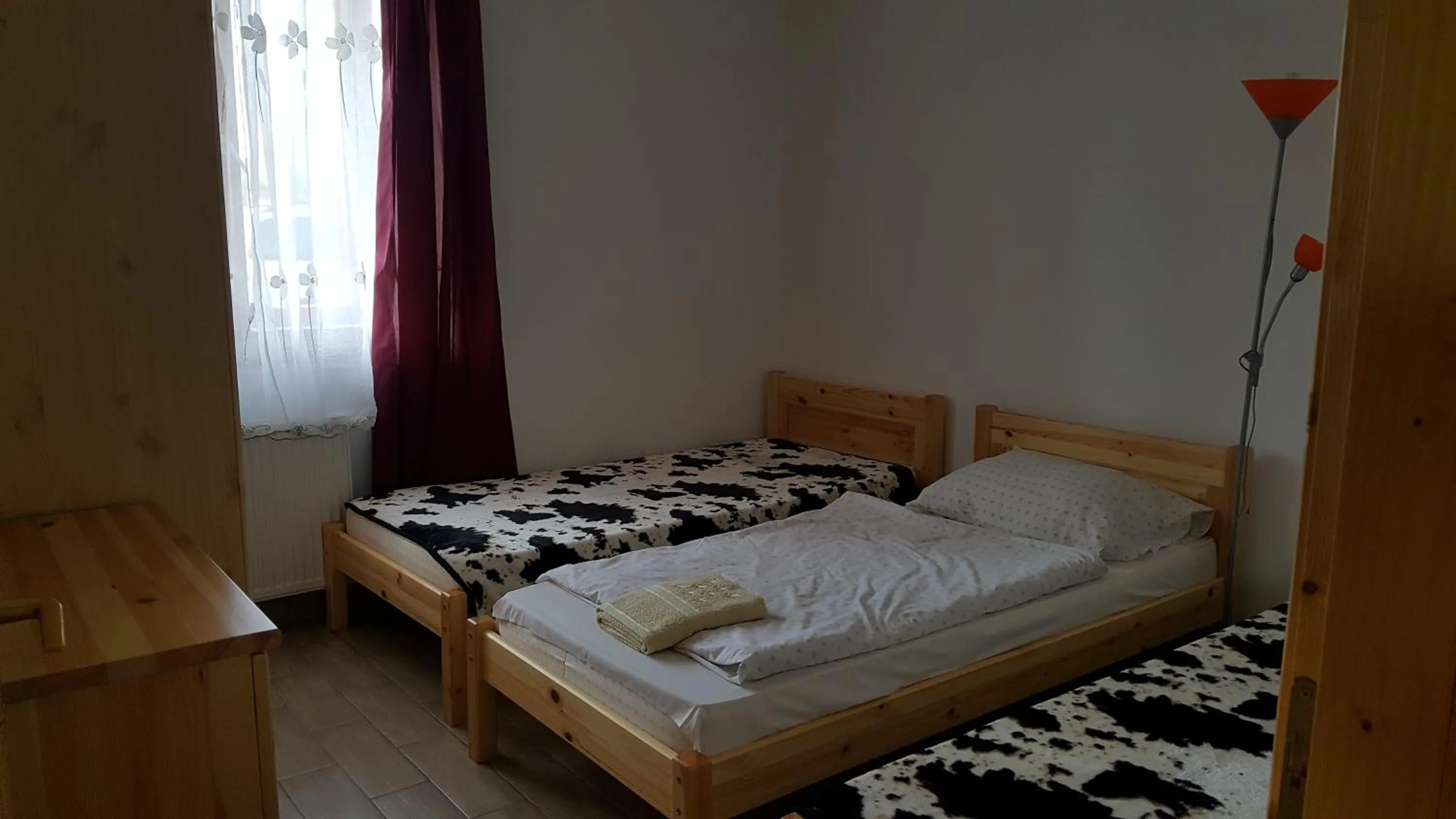 Two-Bedroom Apartment - single occupancy in Gesztenyés Vendégház