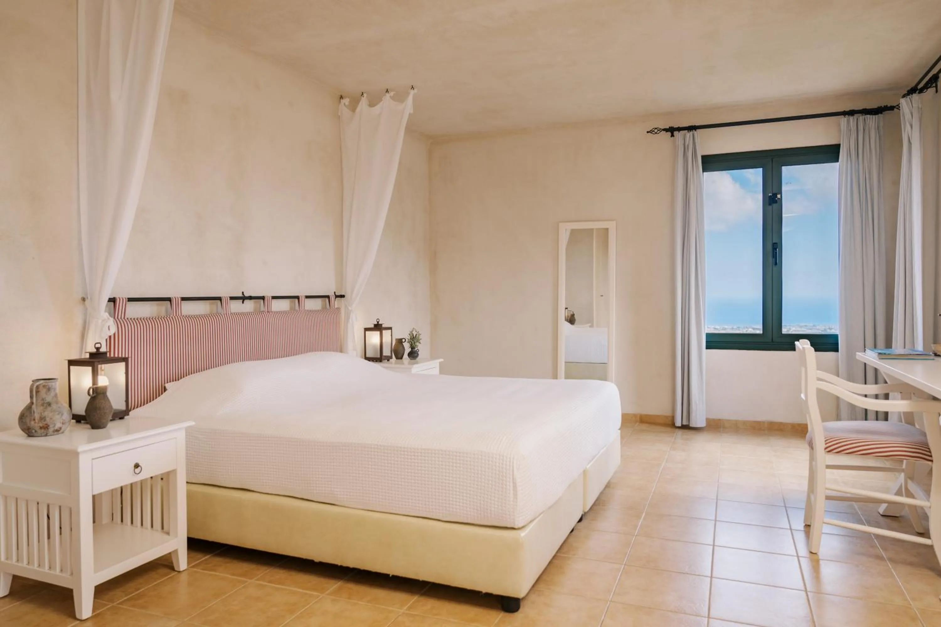 Bedroom, Bed in Village Heights Resort