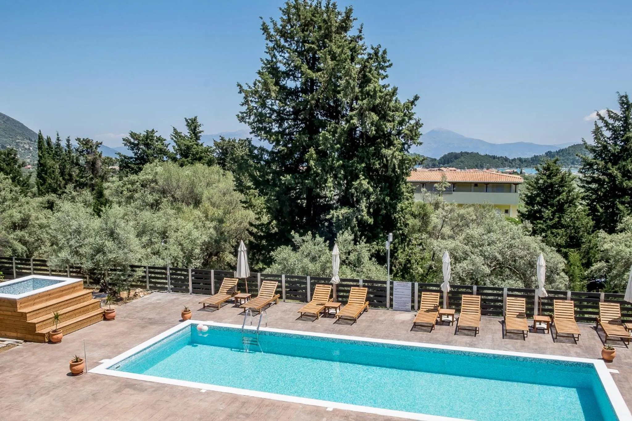 Day in Golden Sun Villas