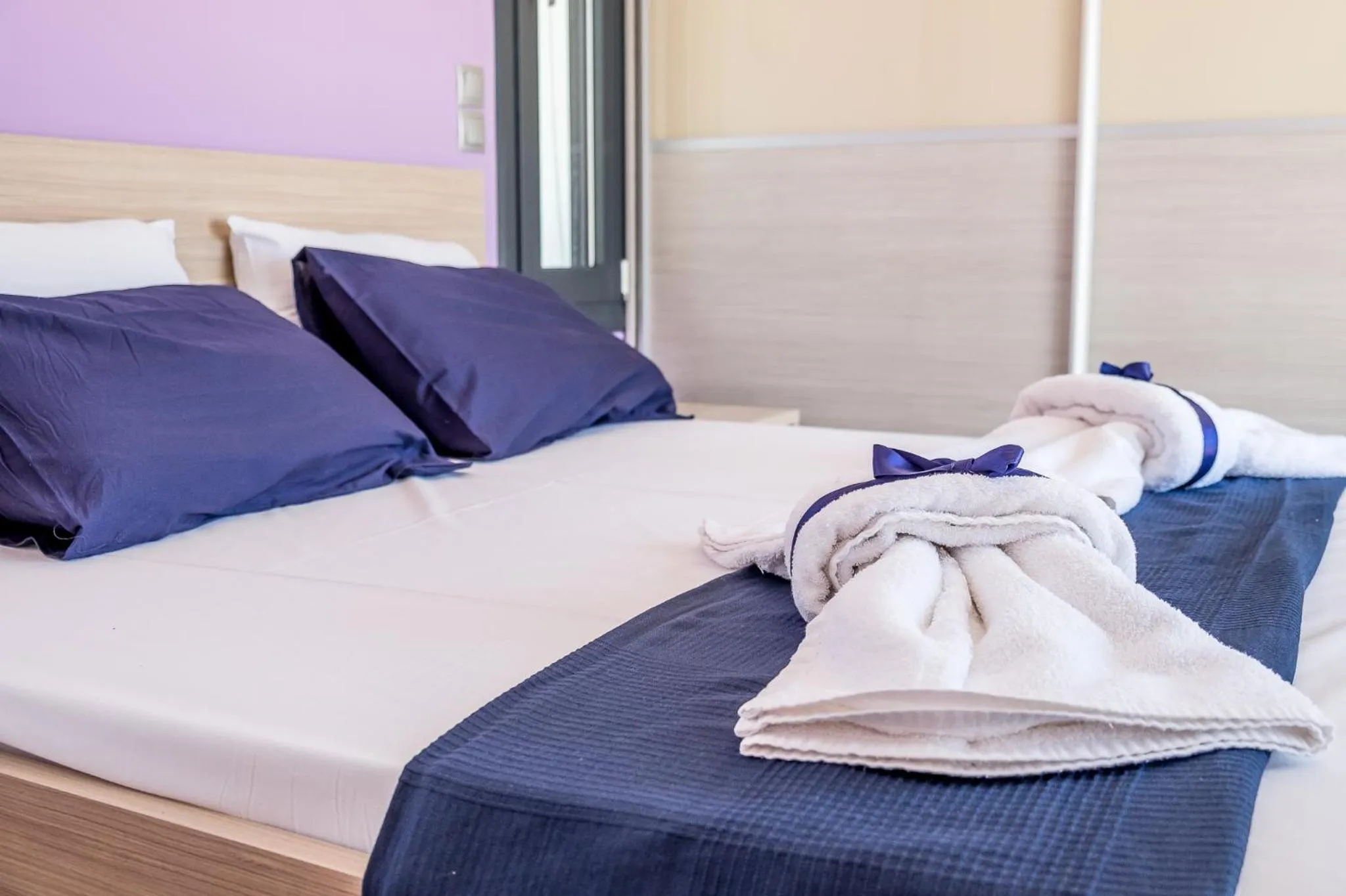 Bed in Golden Sun Villas