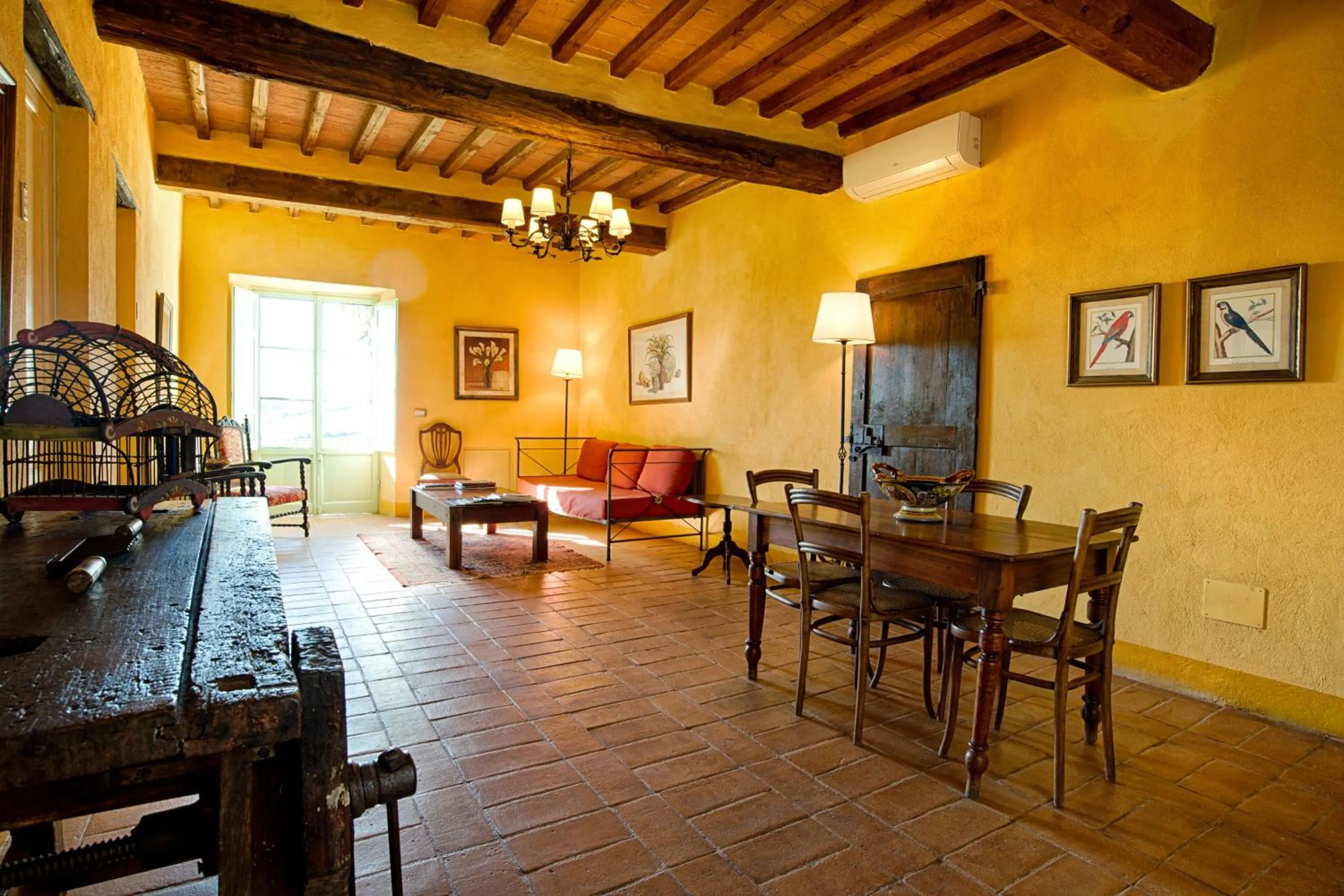 Living room in Borgo Laticastelli