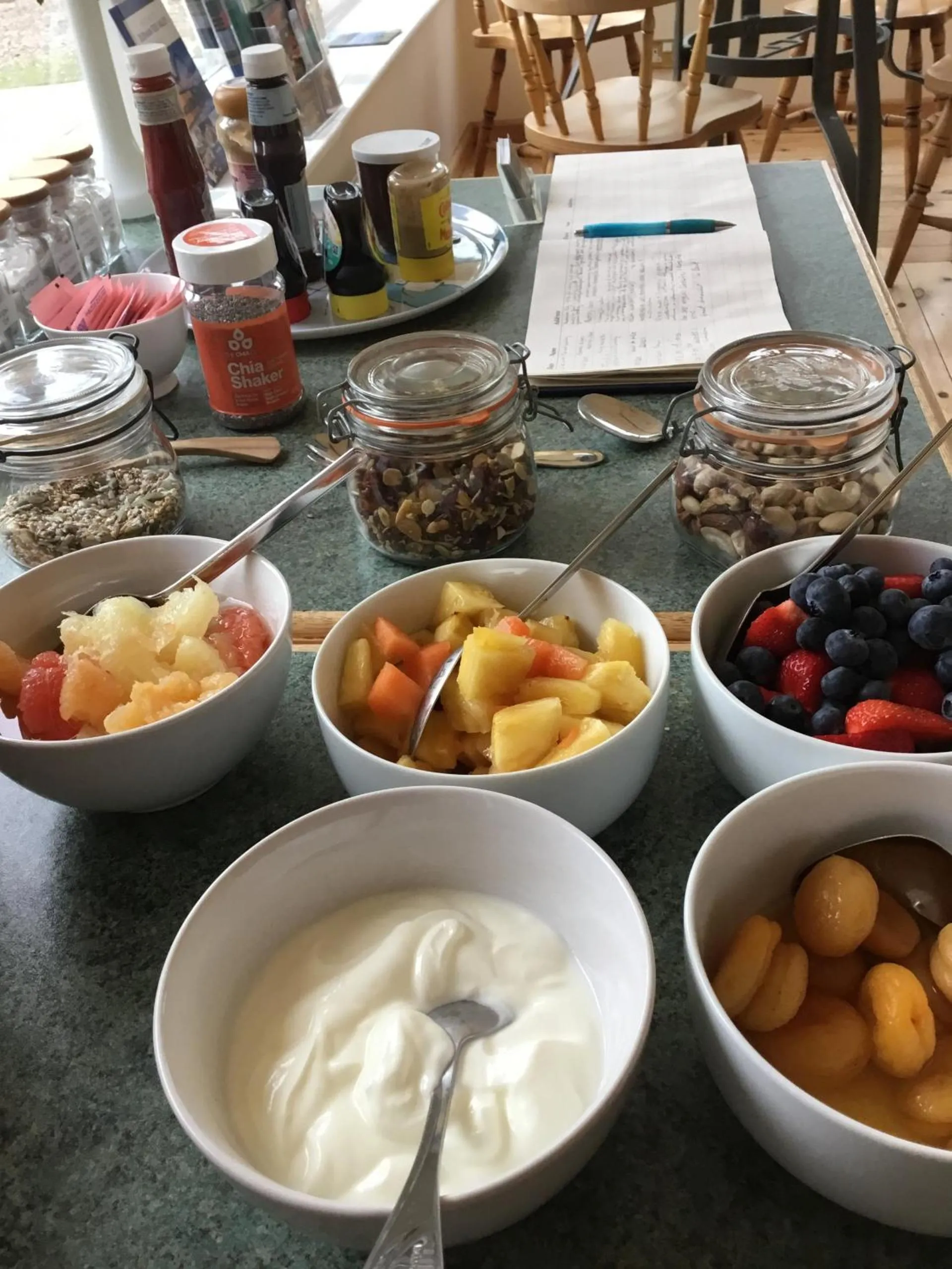 Breakfast in The Burnside