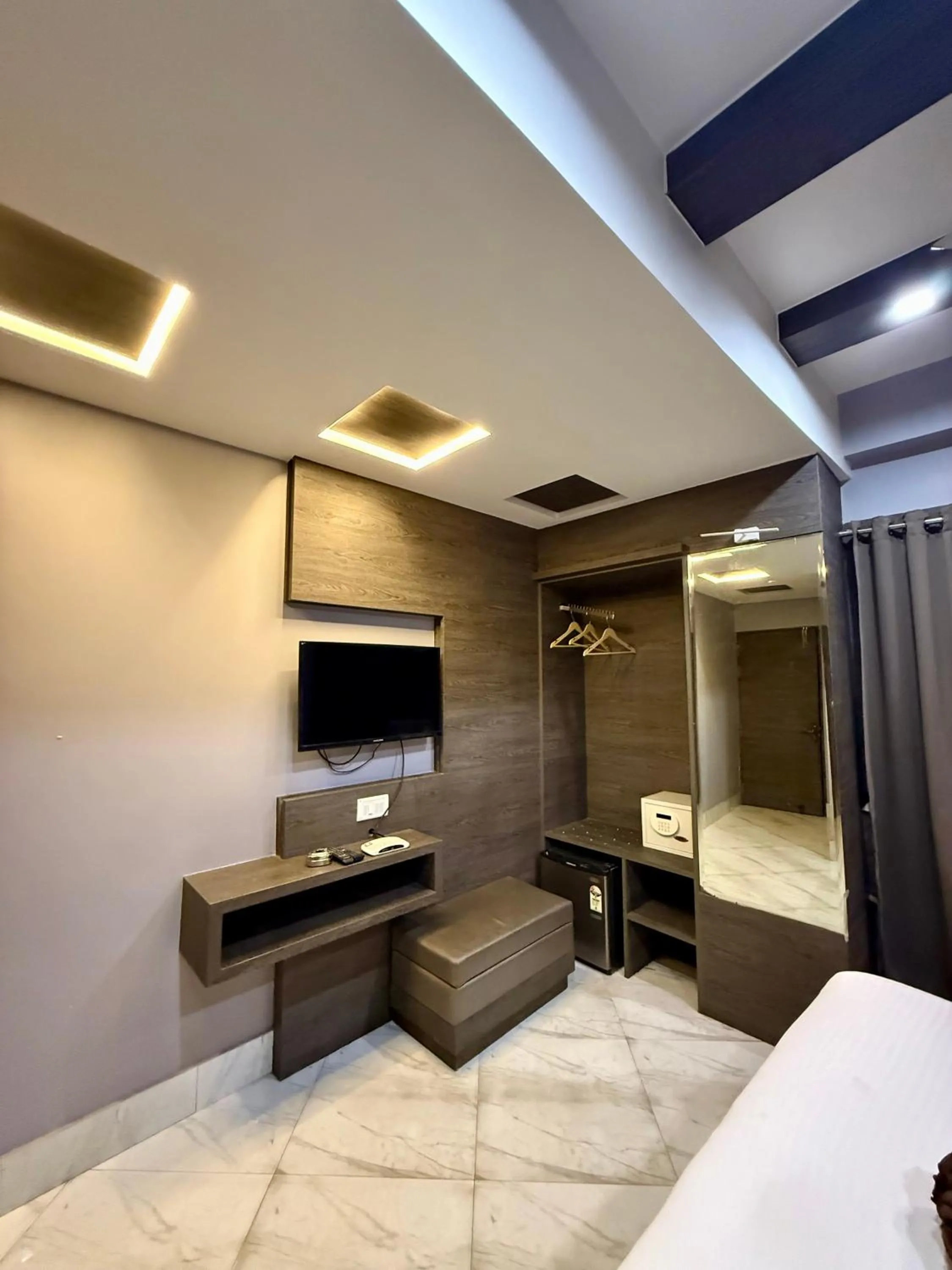 Deluxe Family Room - single occupancy in Hotel Ganpati