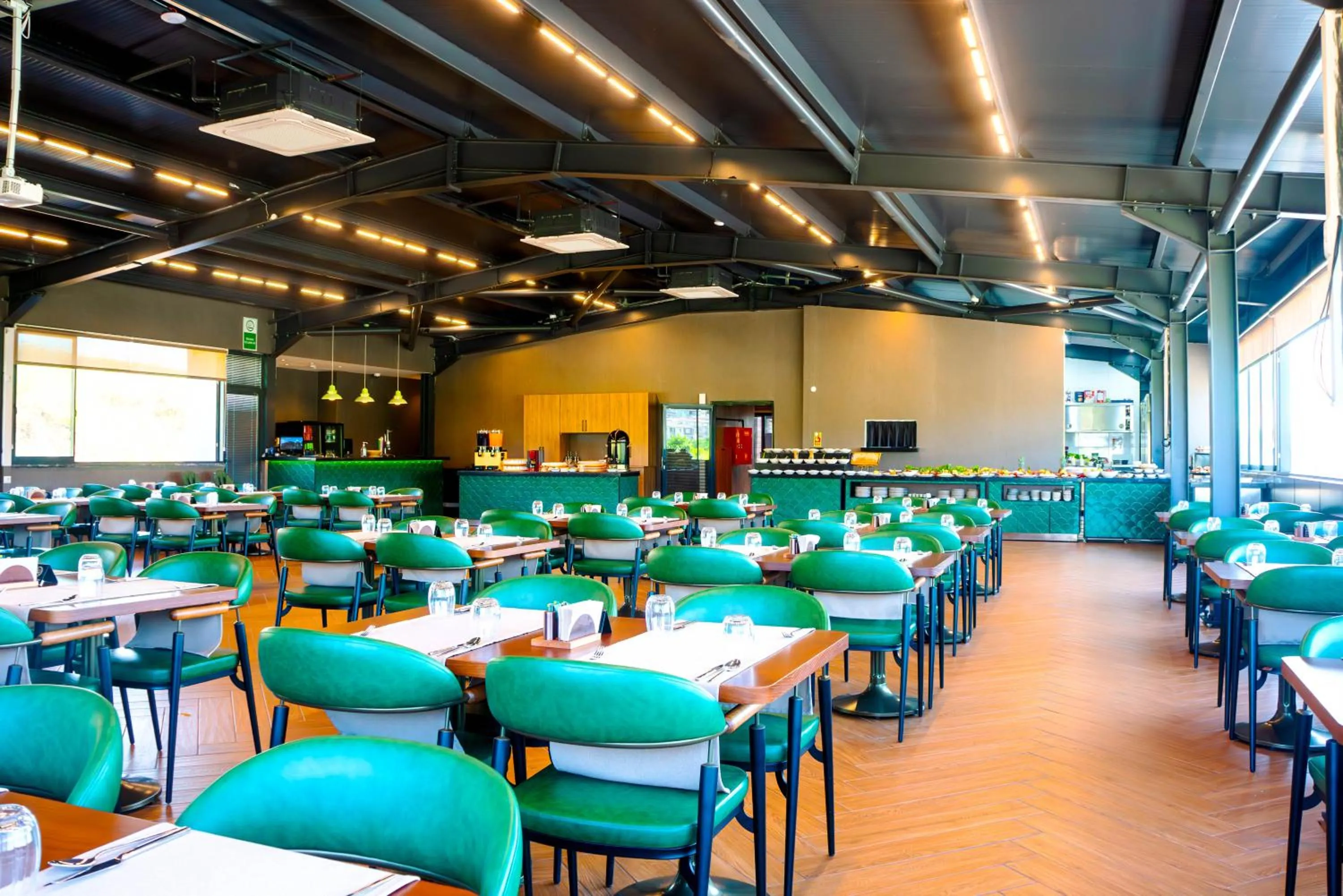 Restaurant/places to eat in ivy Hotel Spa