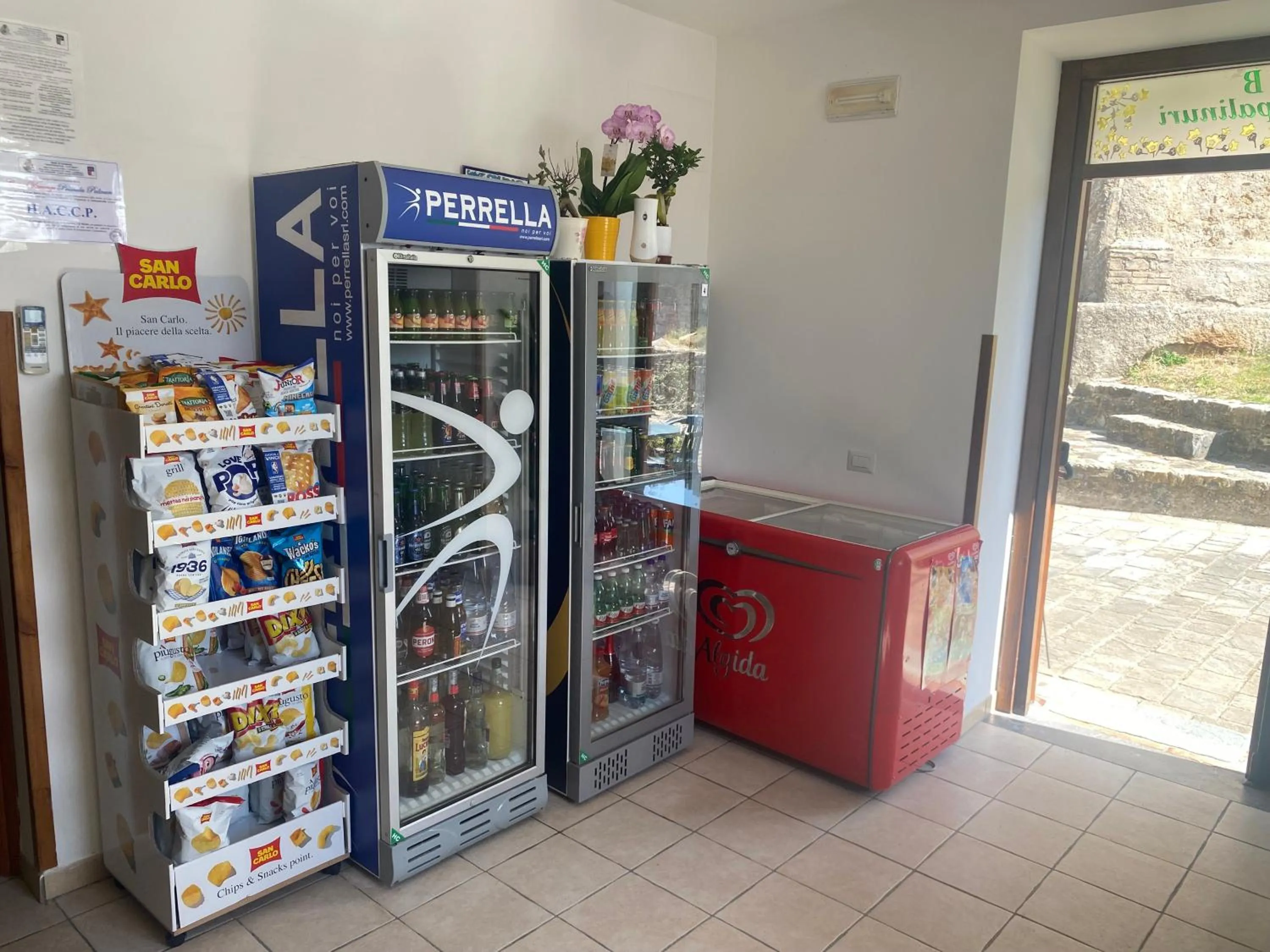 Lounge or bar in Casa Vacanze Primula palinuri