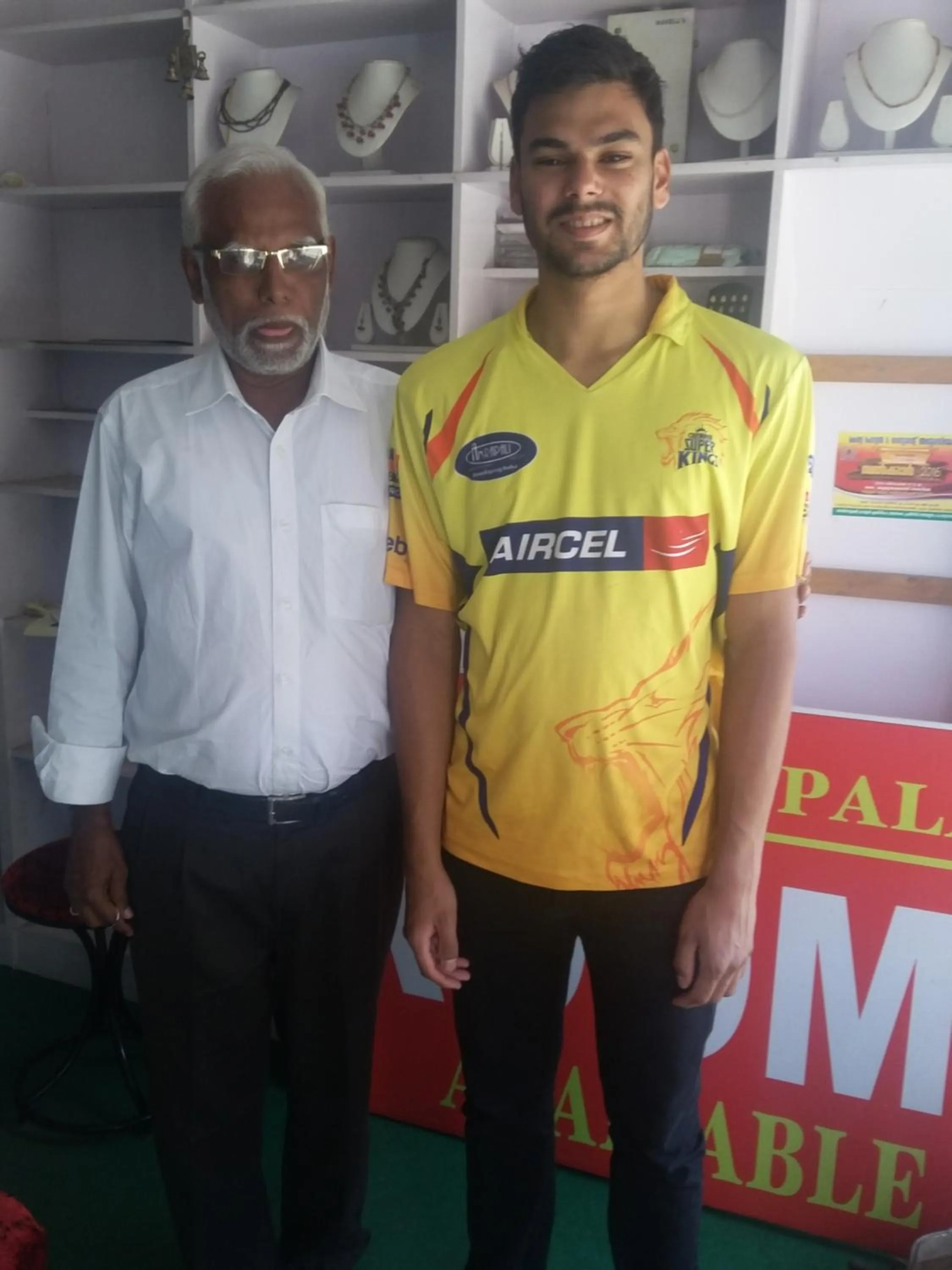 group of guests in Quadriya Palace