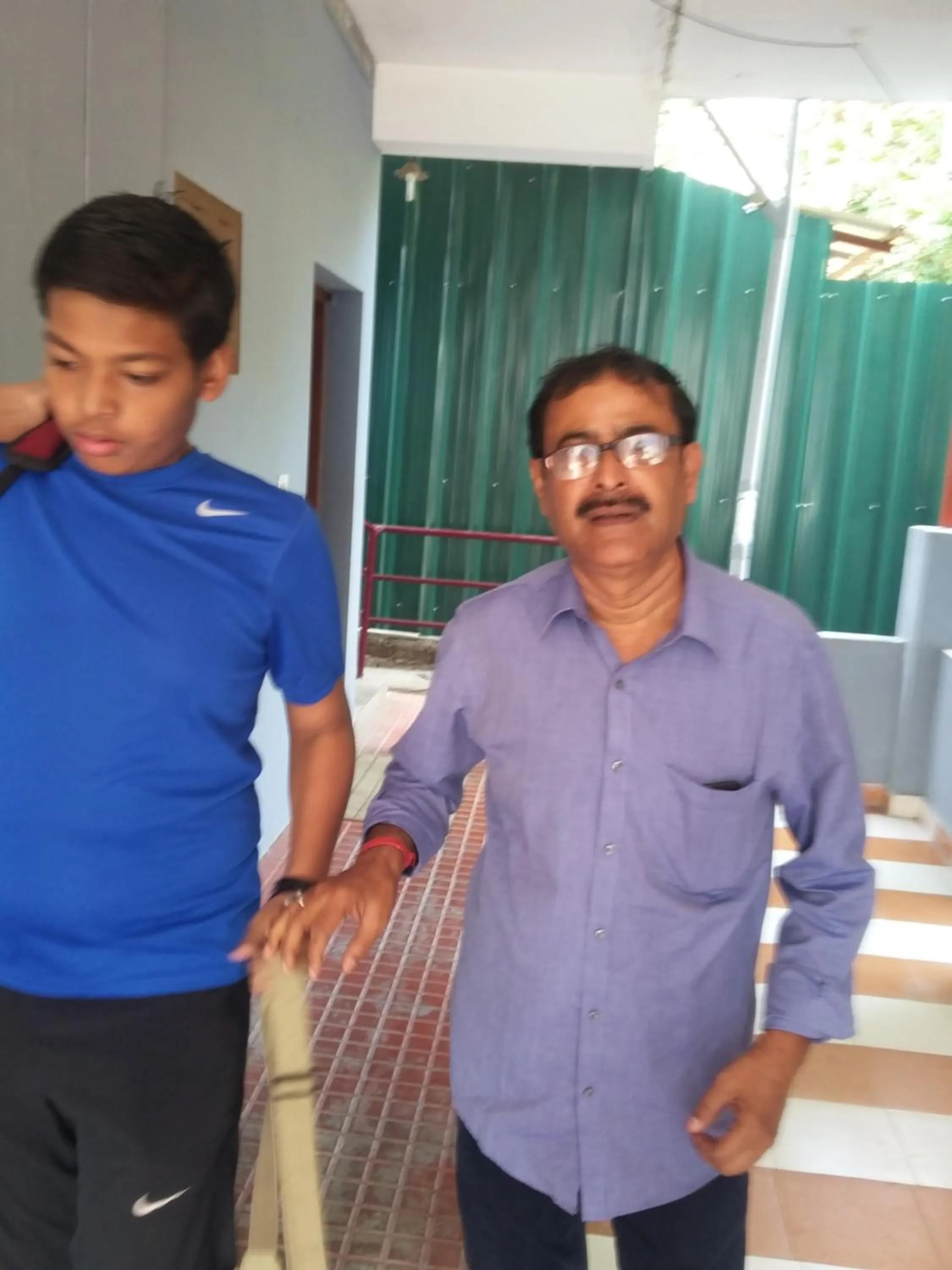 group of guests in Quadriya Palace