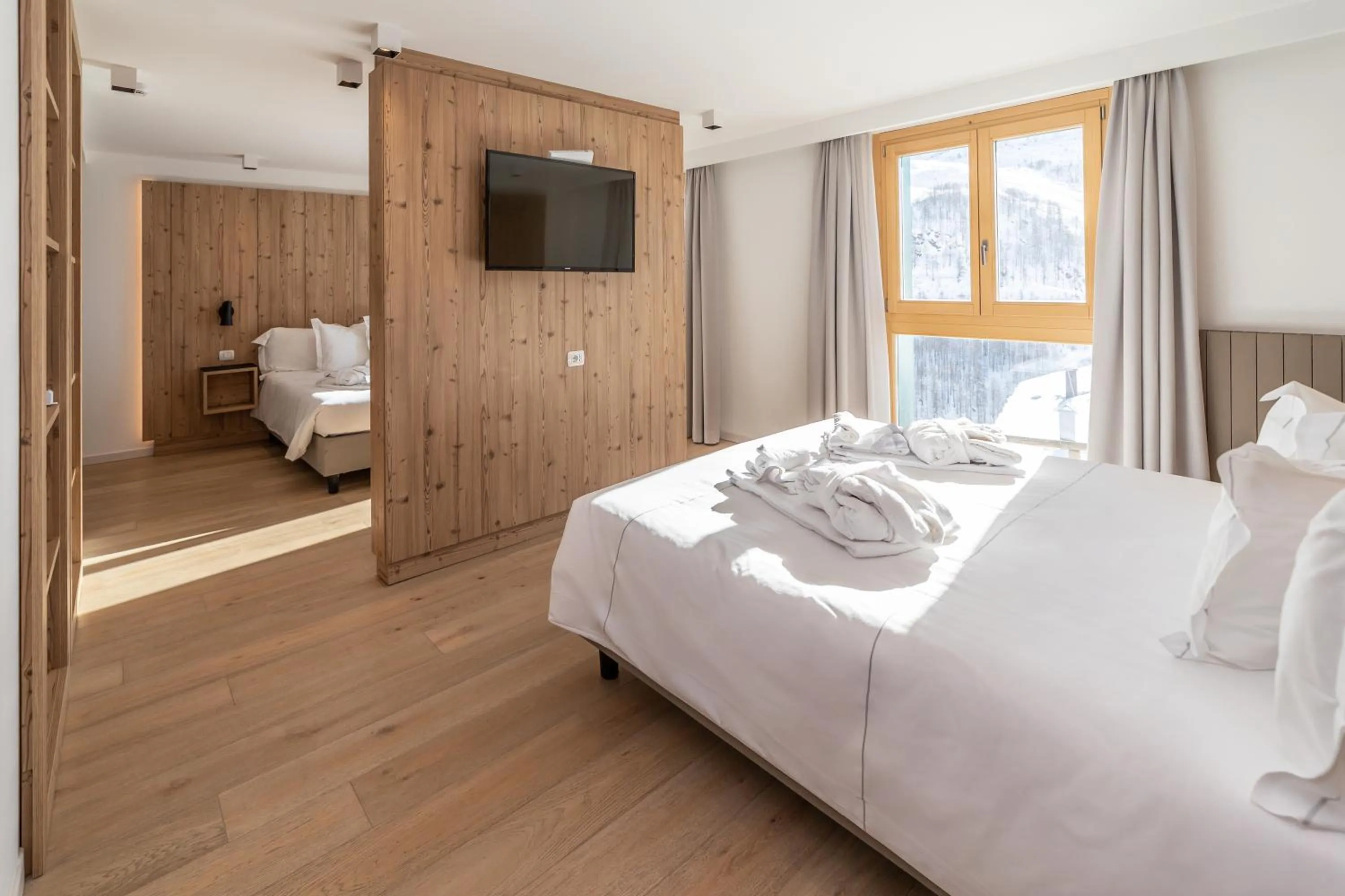 Bedroom, Bed in White Angel Hotel