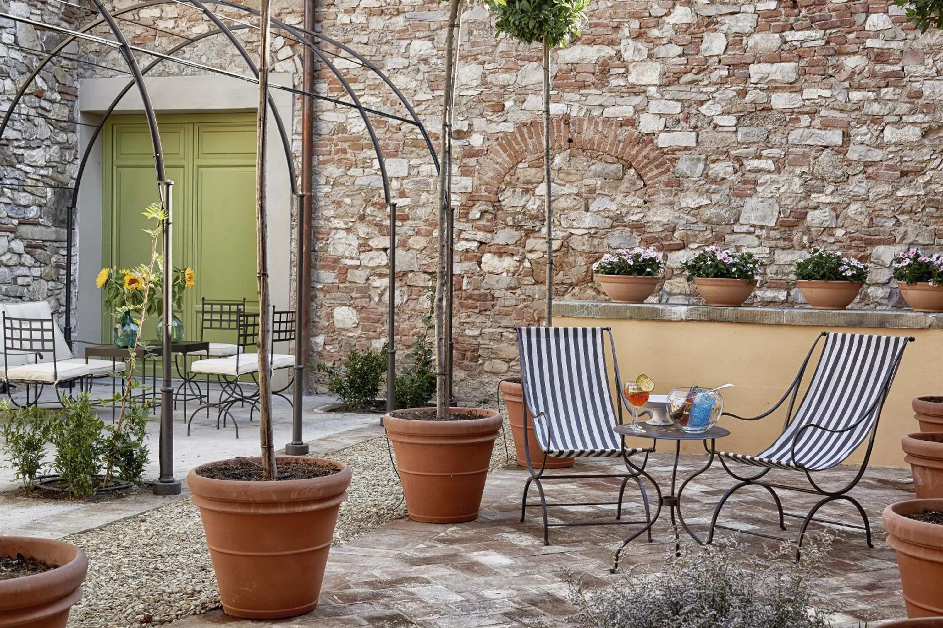 Patio in Villa Medicea di Lilliano