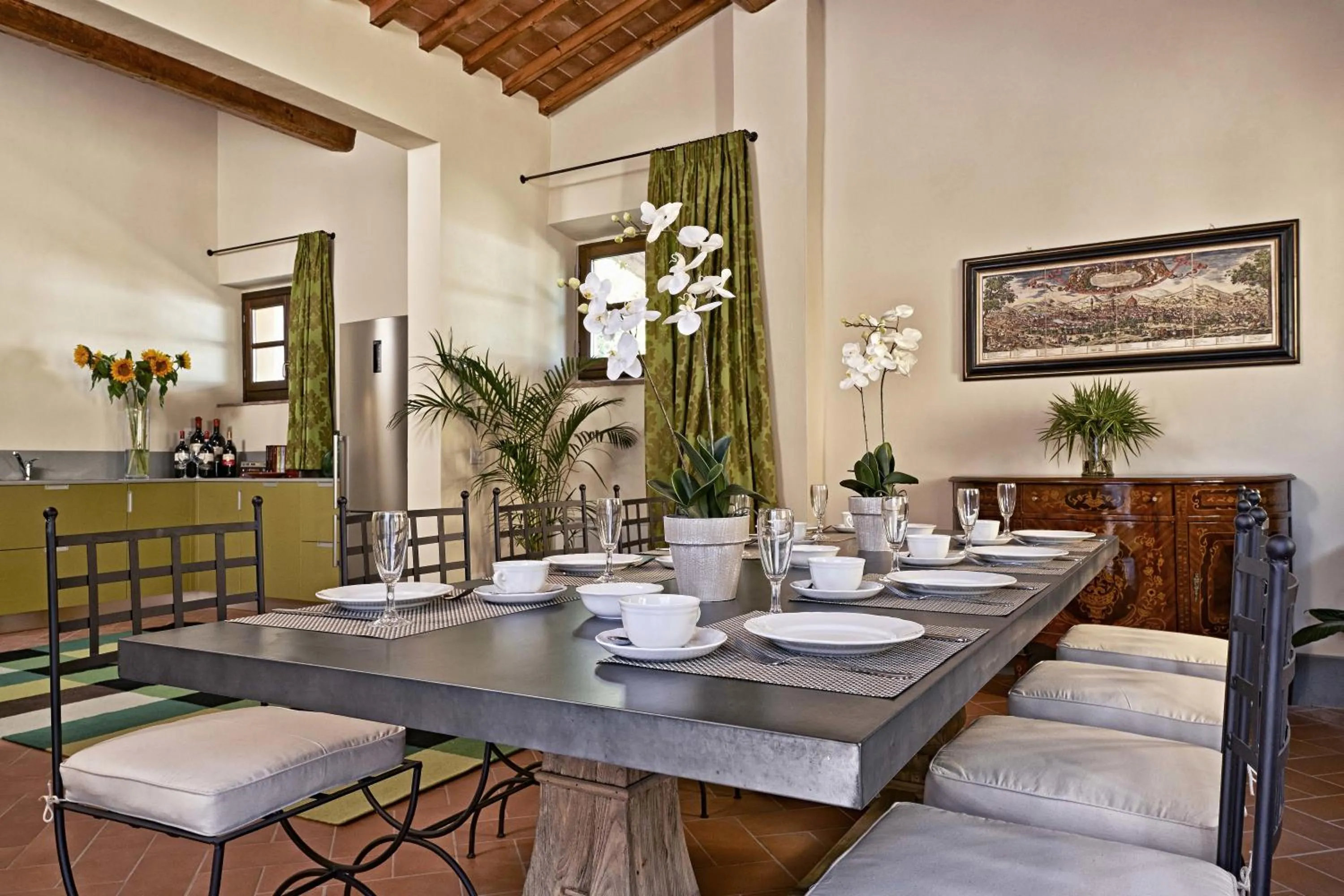 Dining area in Villa Medicea di Lilliano