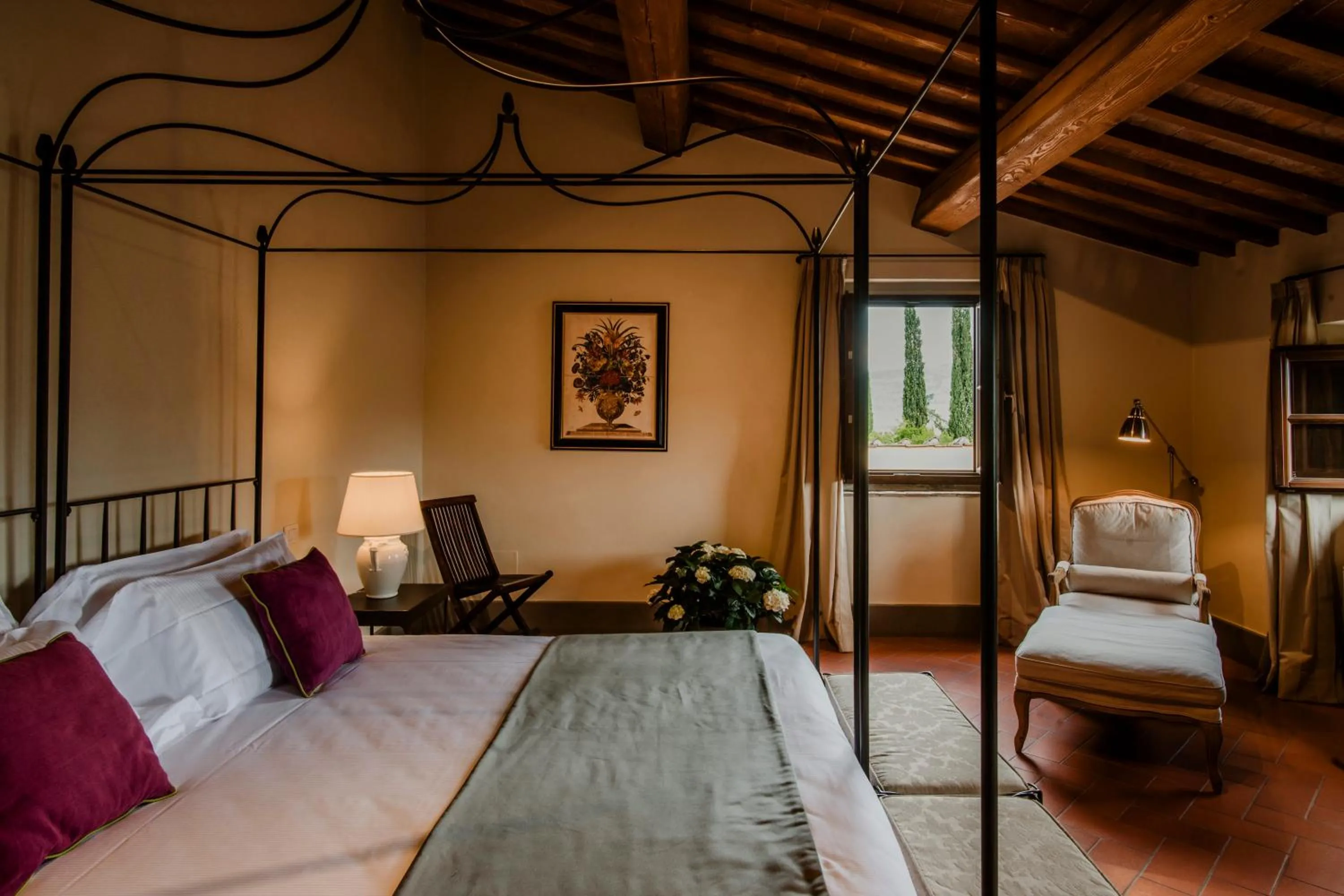 View (from property/room), Bed in Villa Medicea di Lilliano