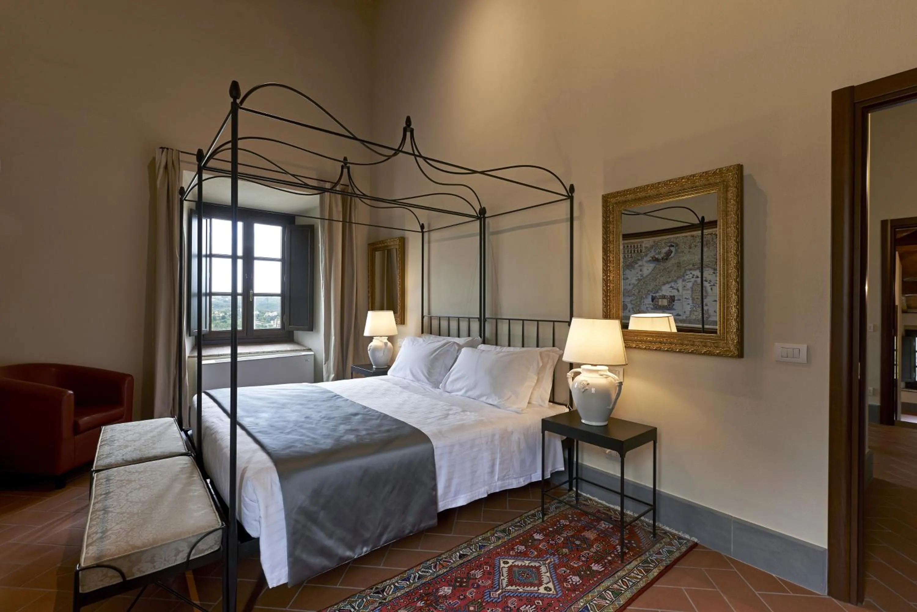 Bedroom, Bed in Villa Medicea di Lilliano