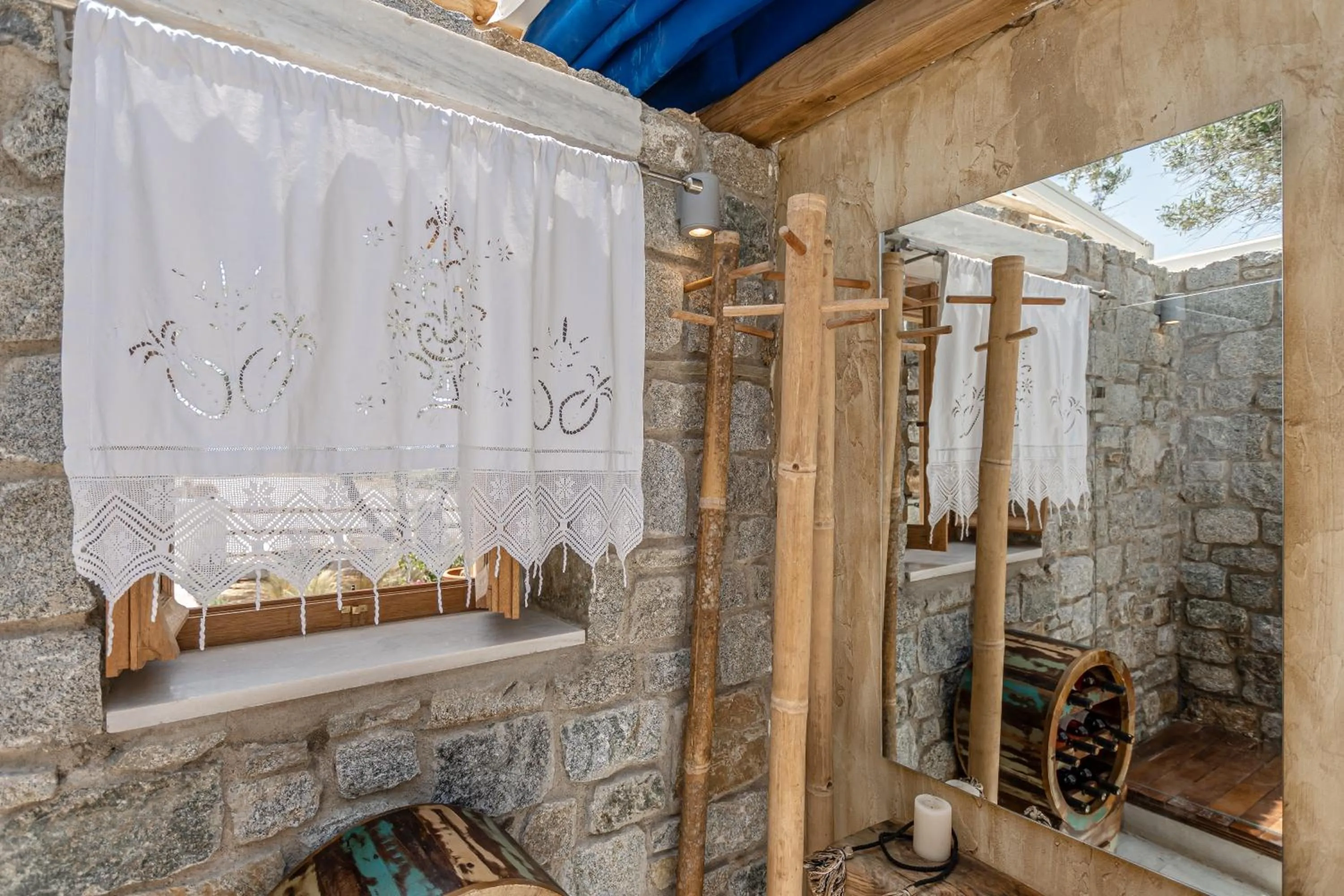 Shower in Naxian Serenity Suites