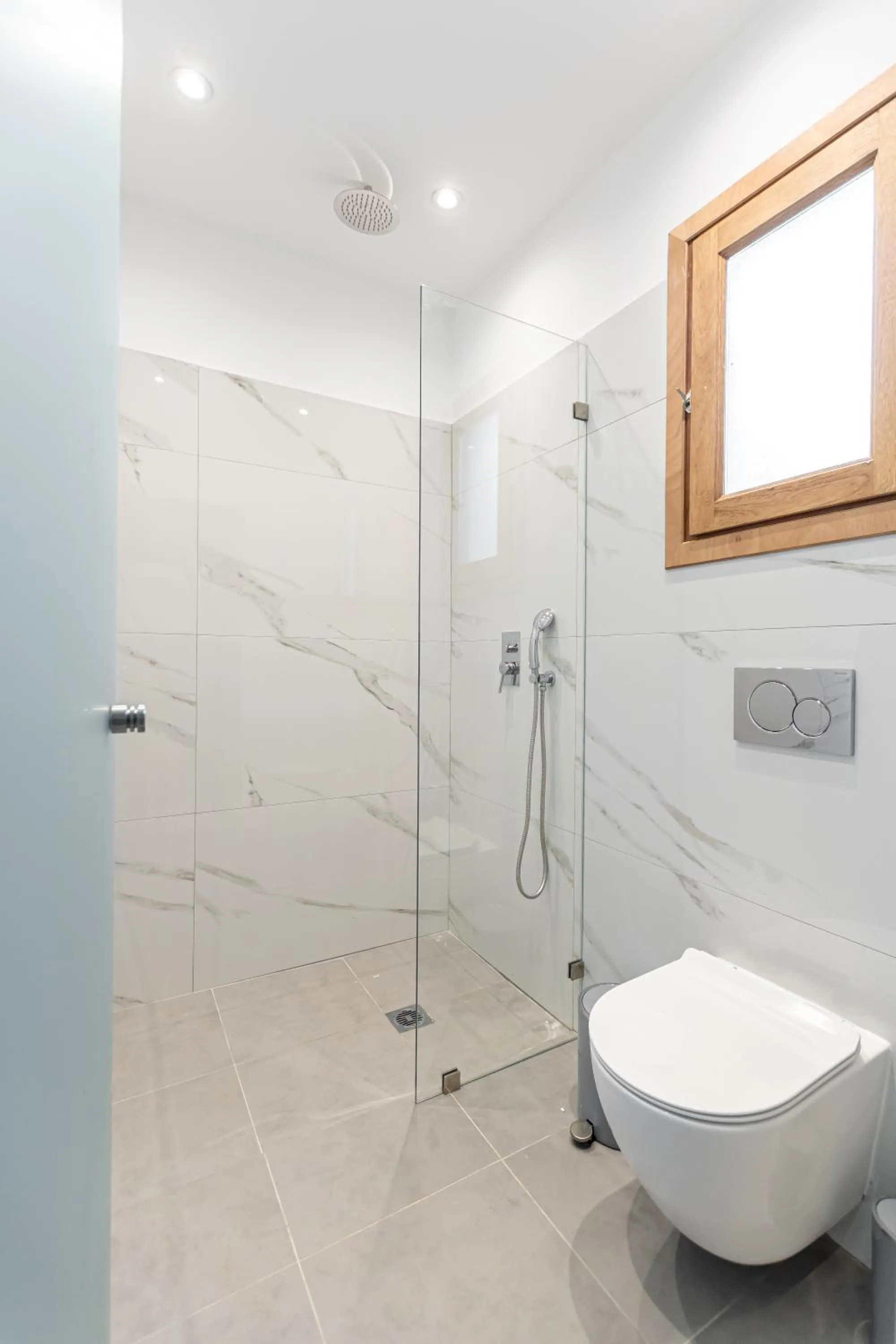 Shower in Naxian Serenity Suites