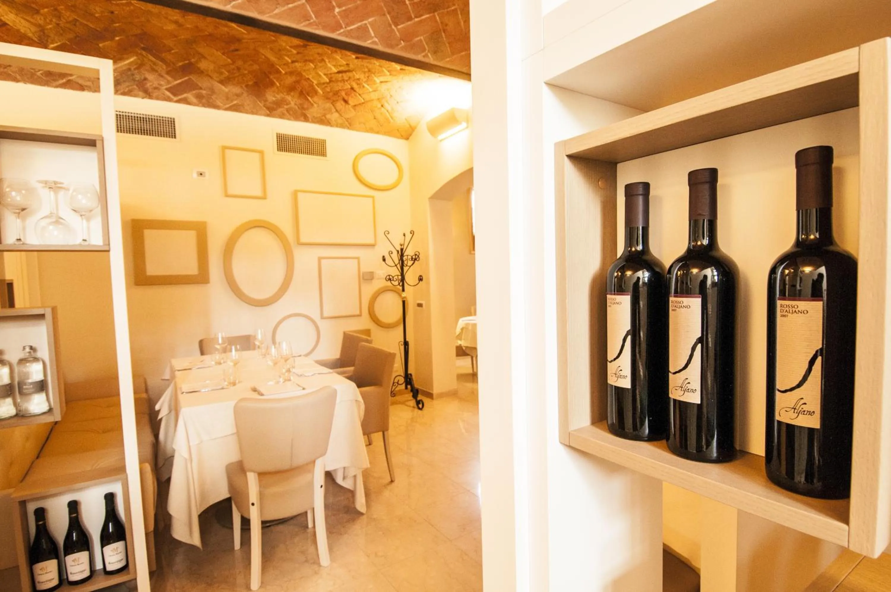 Restaurant/places to eat in Hotel Villa Maranello