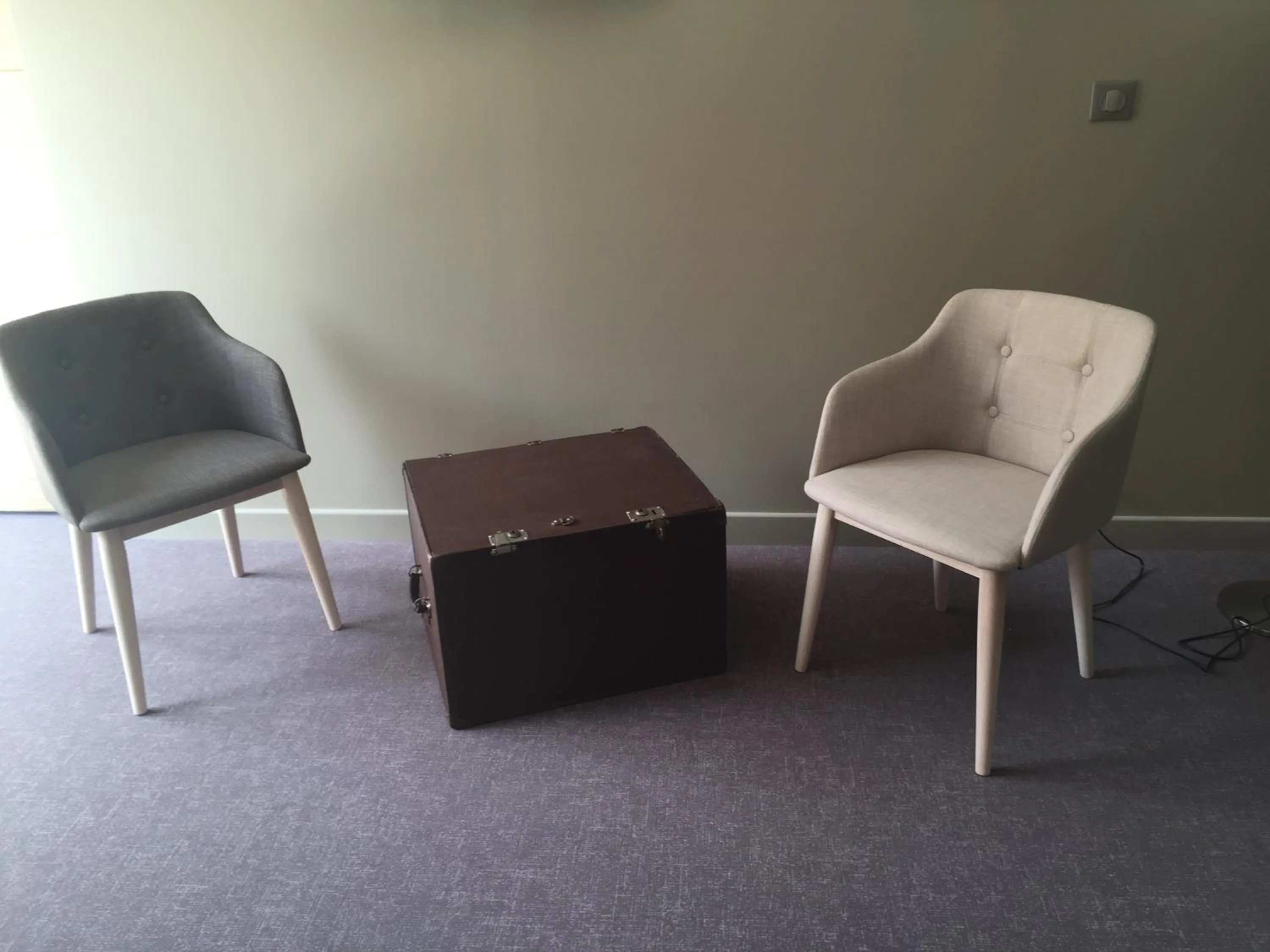 Decorative detail in Dans les Vignes