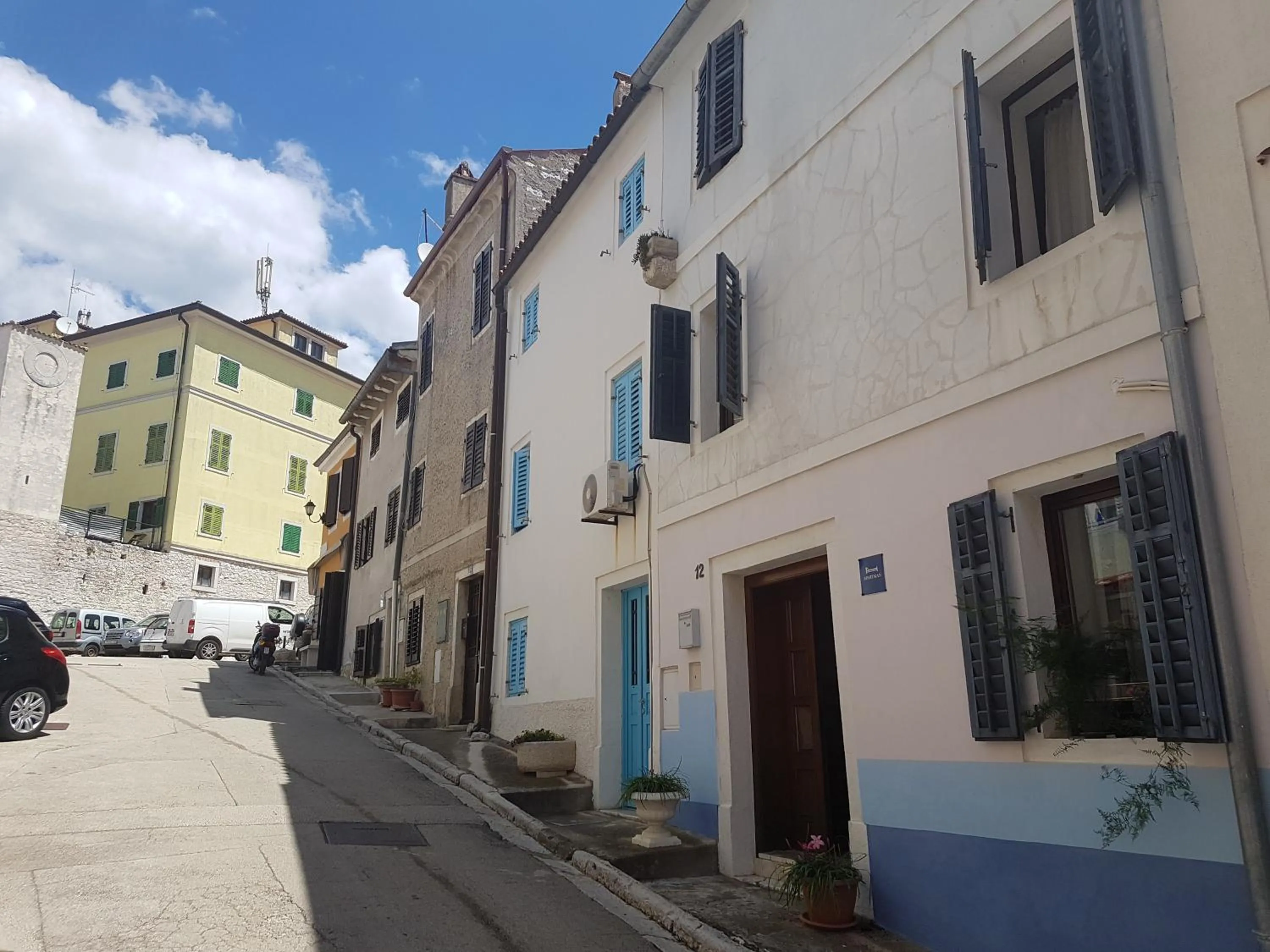 Apartments Ivanis