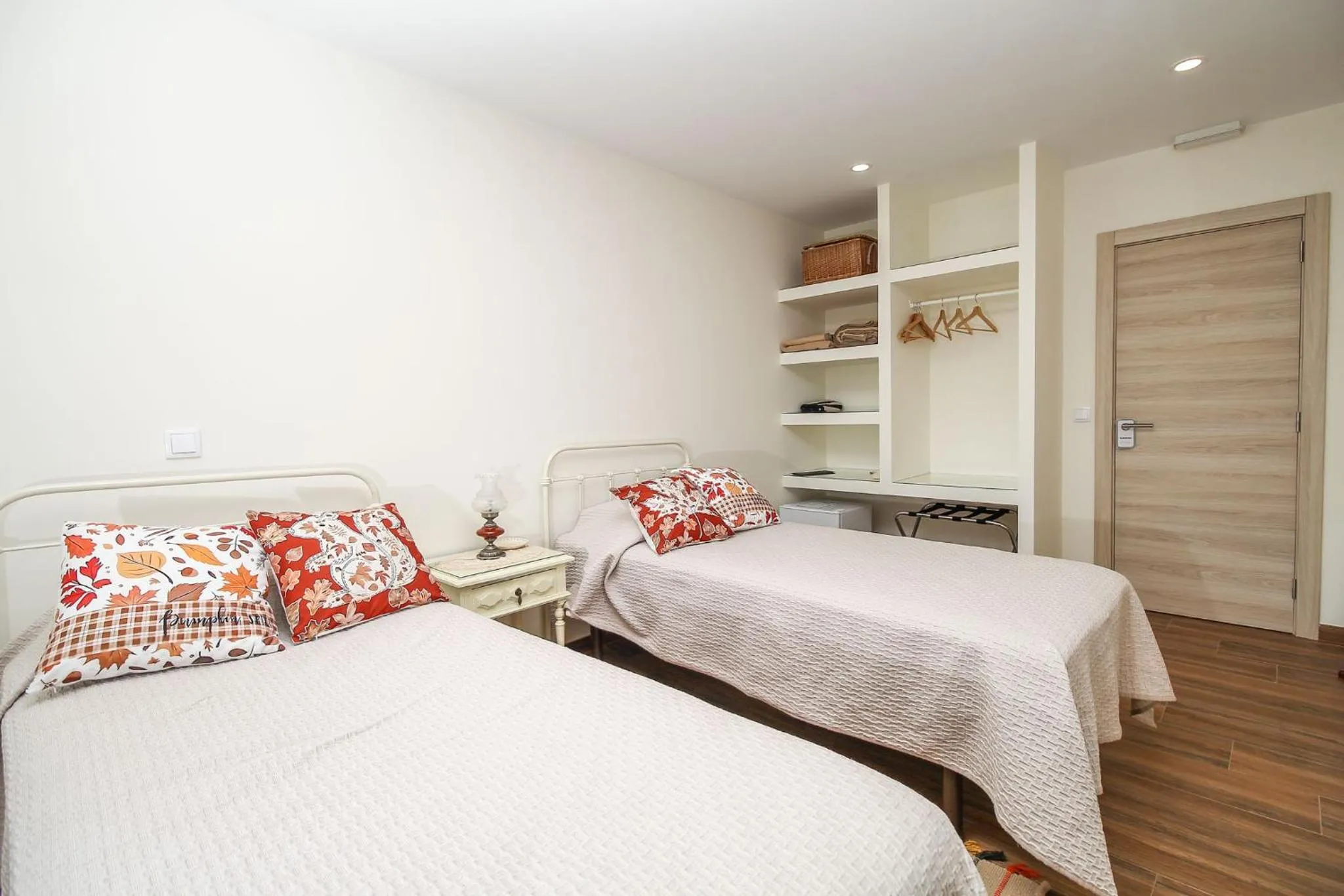 Twin Room with Private Bathroom in Bosque da Fantasia