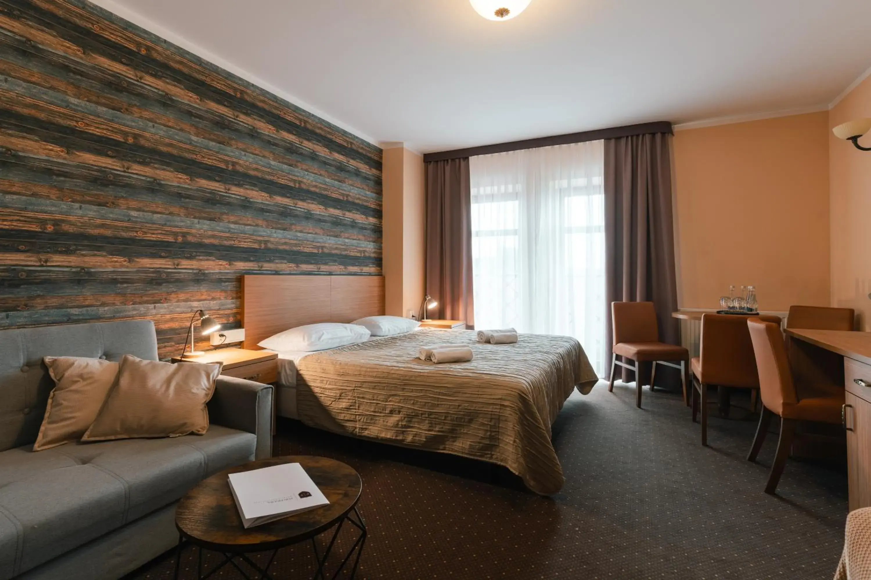 Triple Room - single occupancy in Hotel Pod Figurą Triple Room - single occupancy in Hotel Pod Figurą