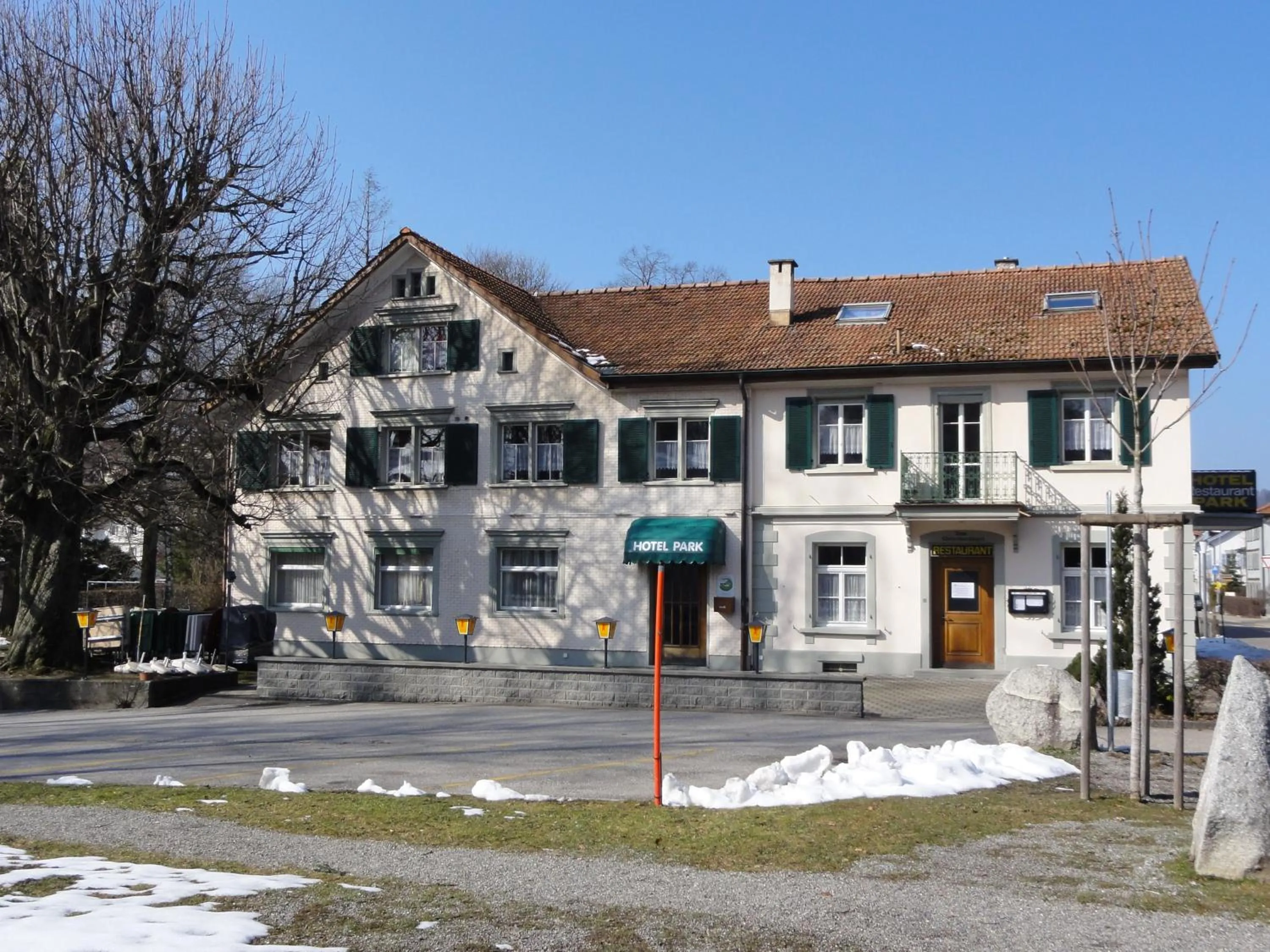 Property building in Park