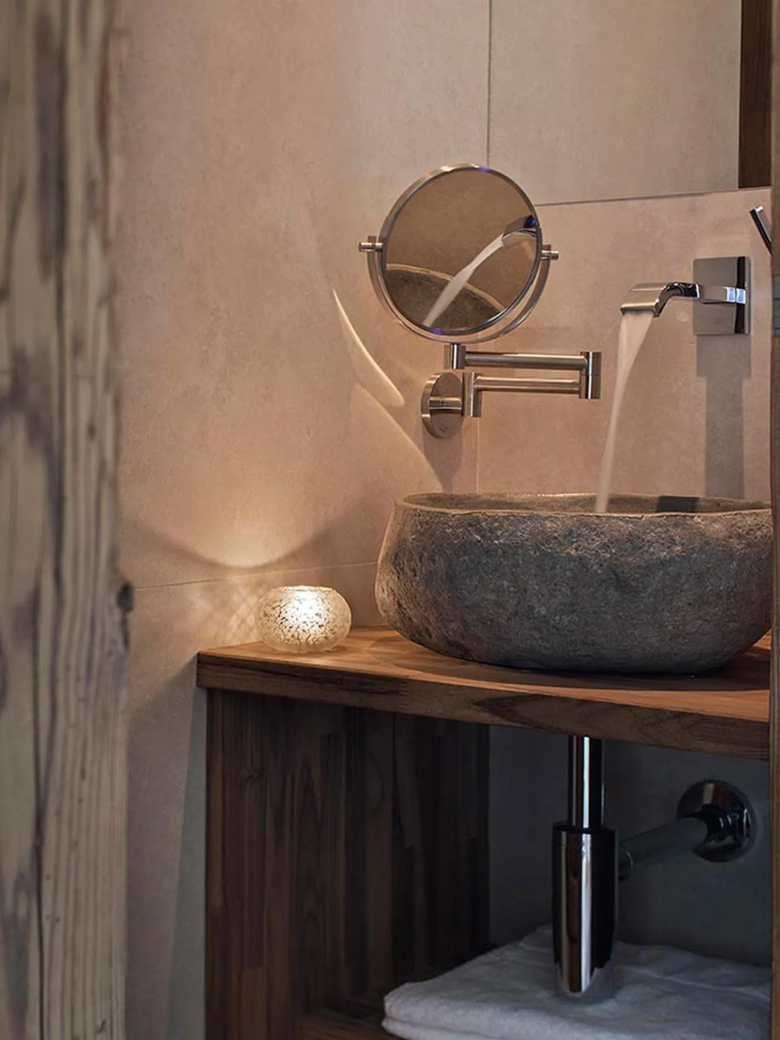 Shower in Les Rhodos