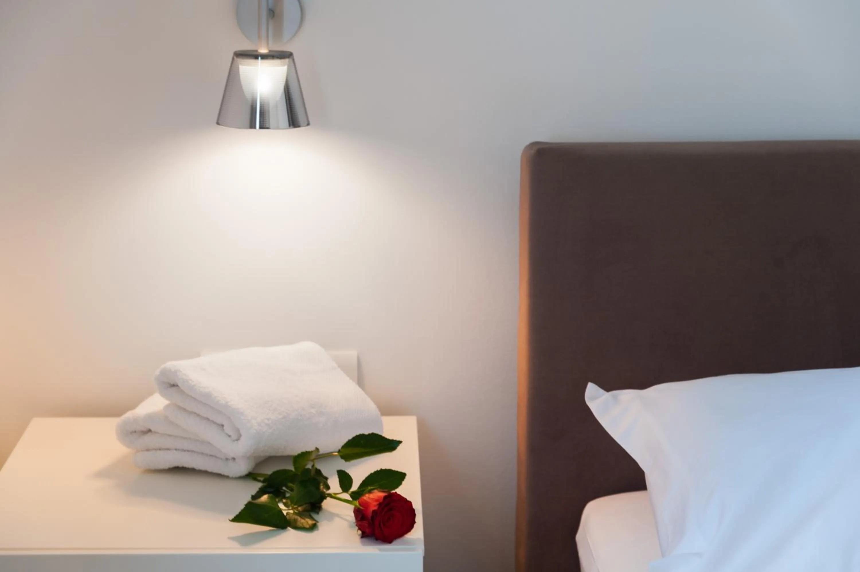 Bed in Alba Residence