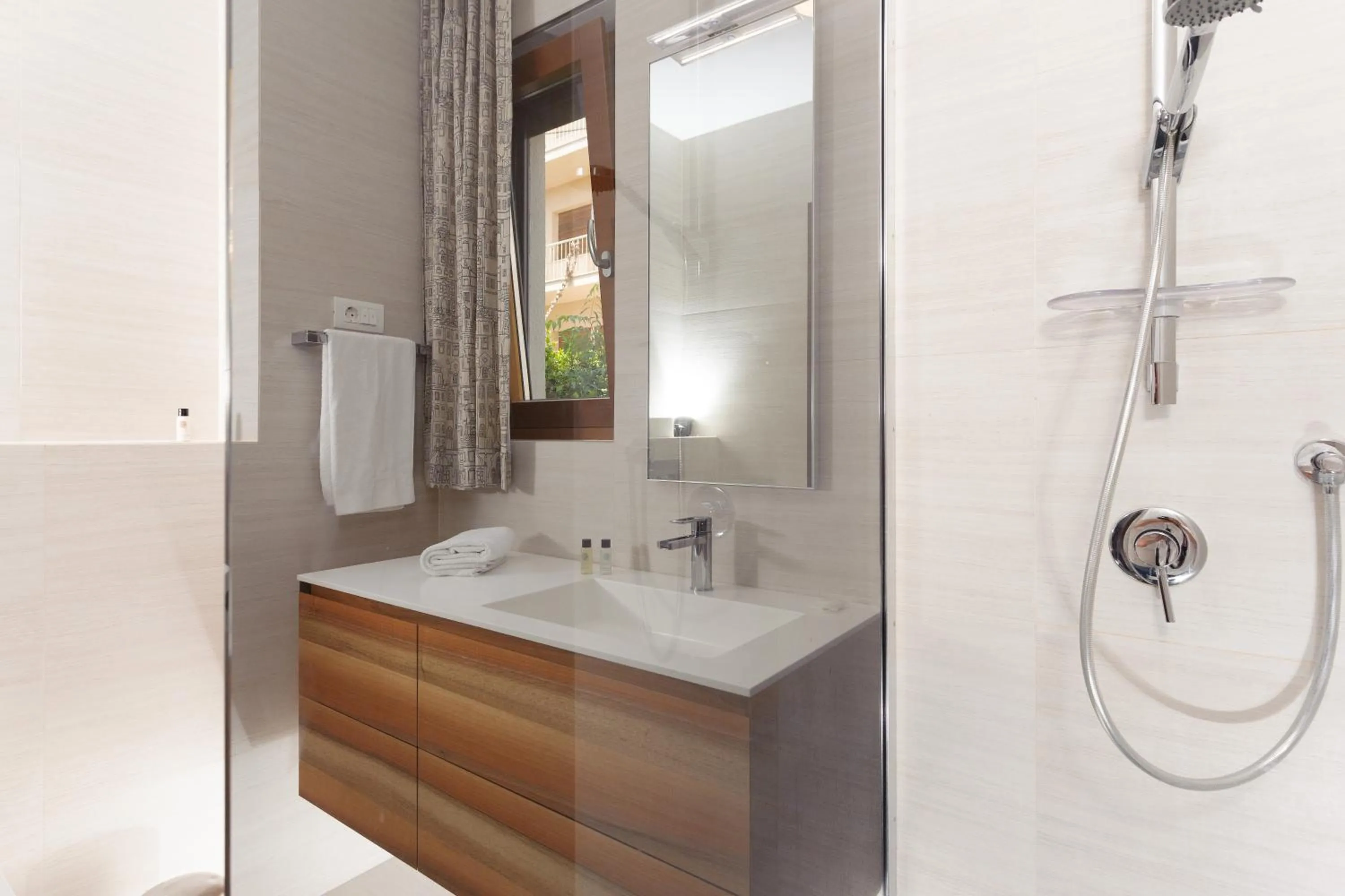 Bathroom in Alba Residence