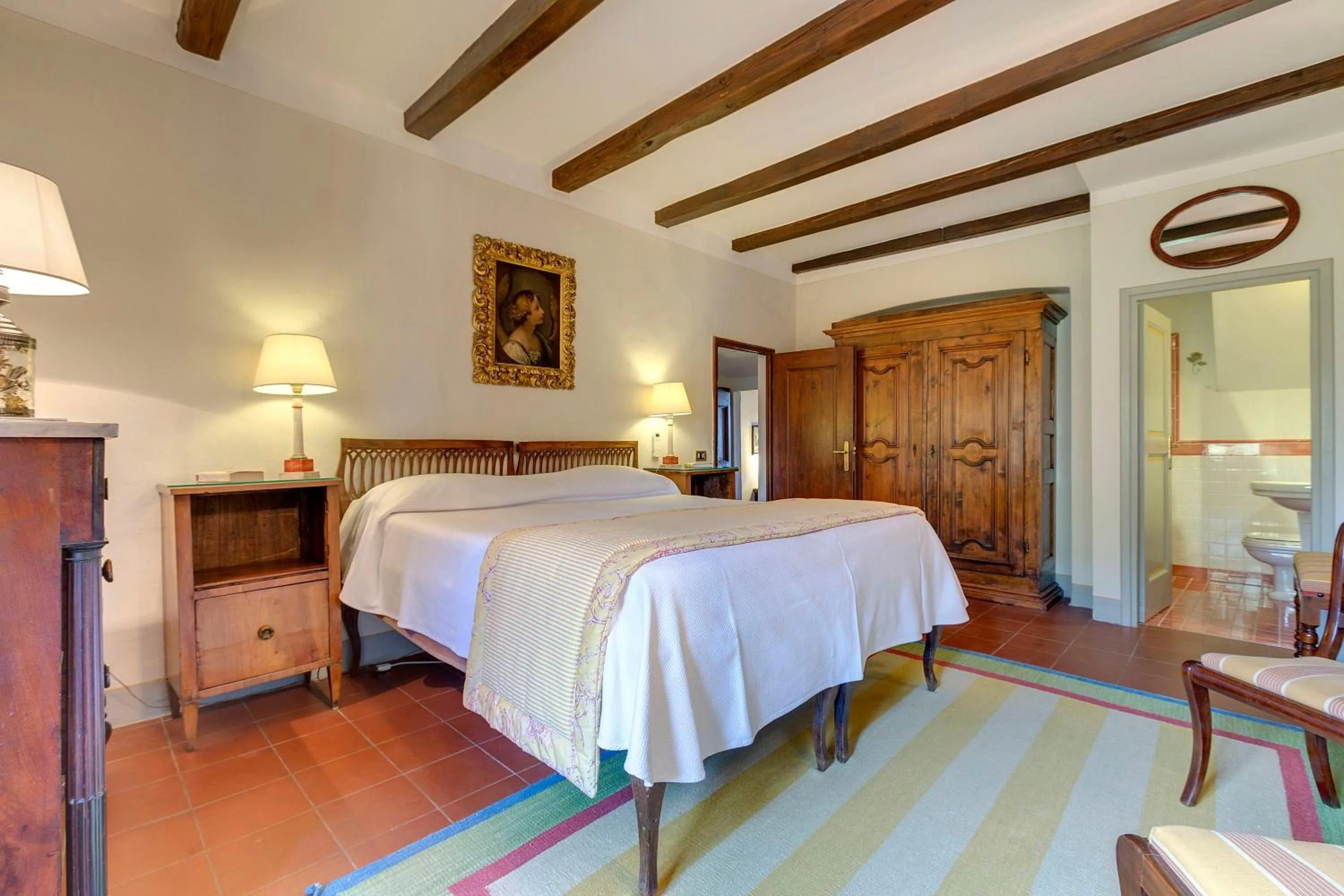 Photo of the whole room, Bed in Villa Le Barone
