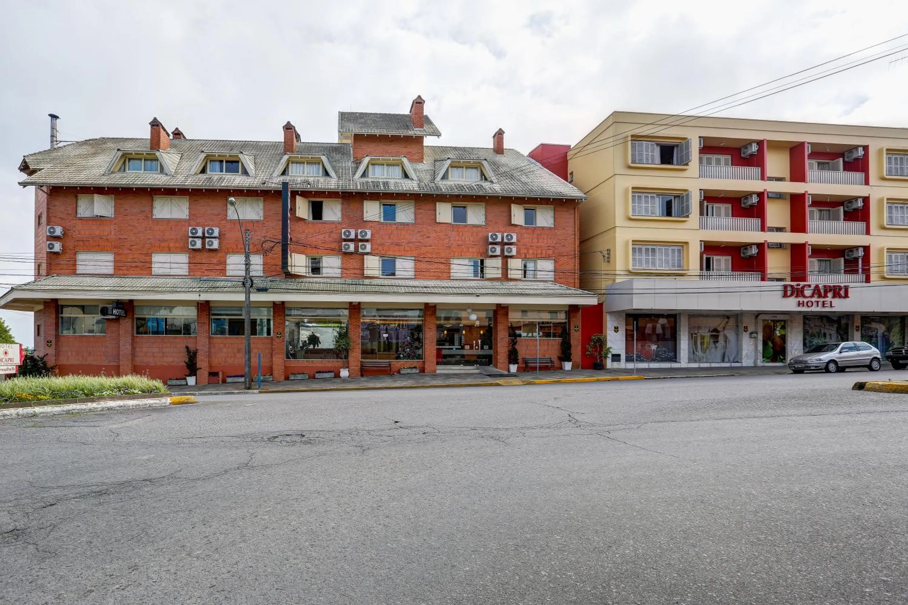 Facade/entrance in Di Capri Hotel