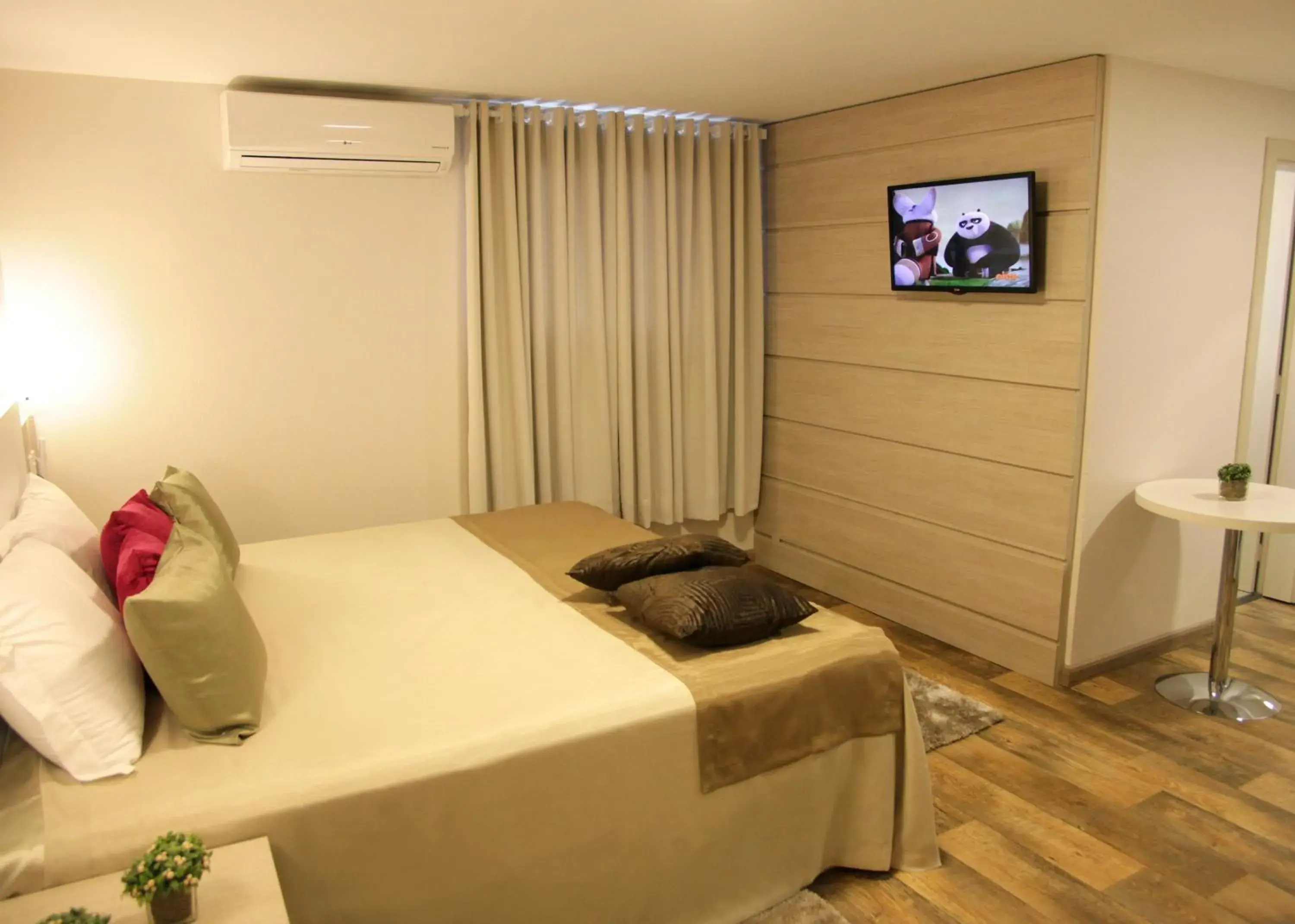 Standard Double or Twin Room - single occupancy in Di Capri Hotel Standard Double or Twin Room - single occupancy in Di Capri Hotel