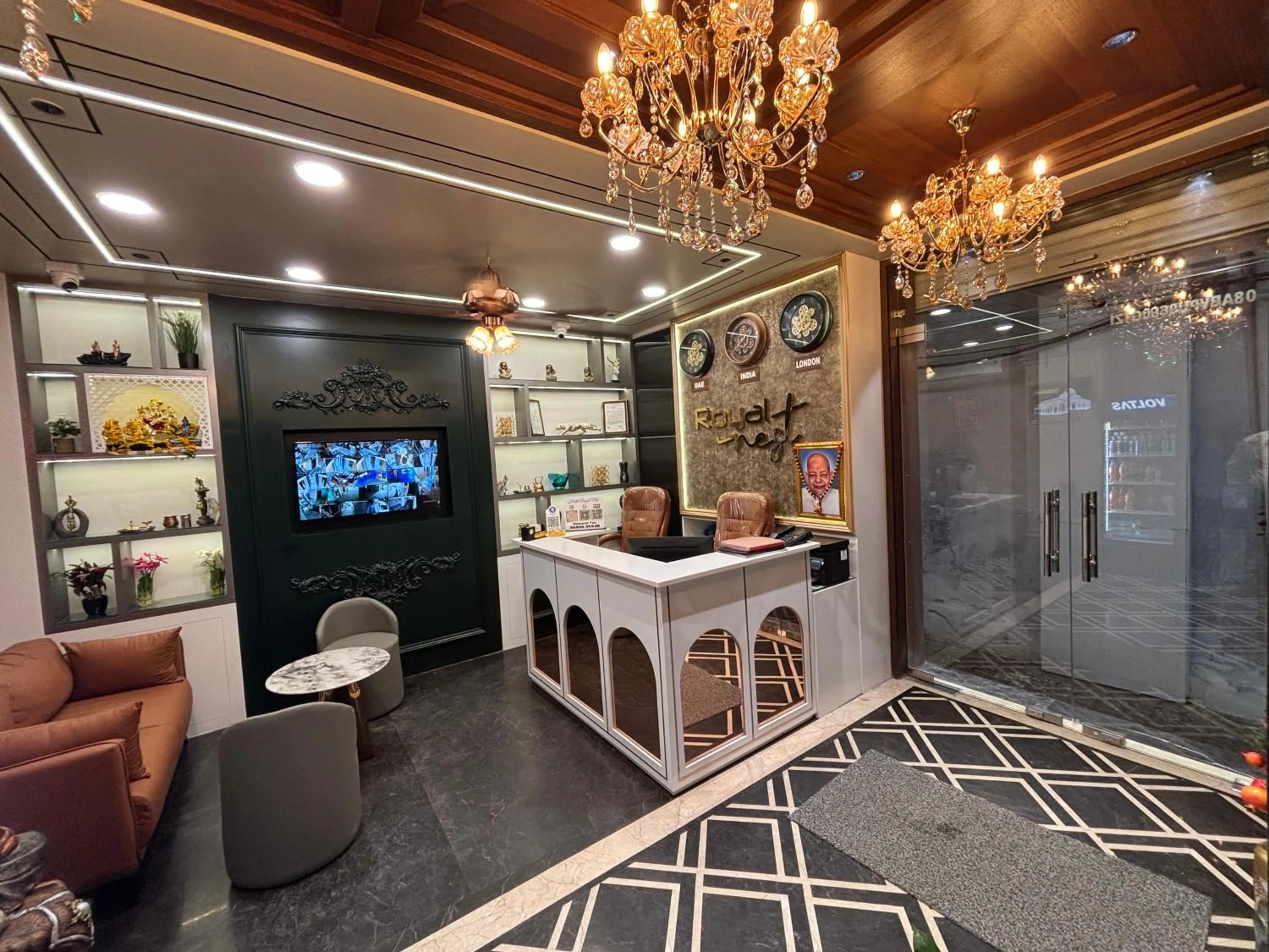 Hotel Royal Nest