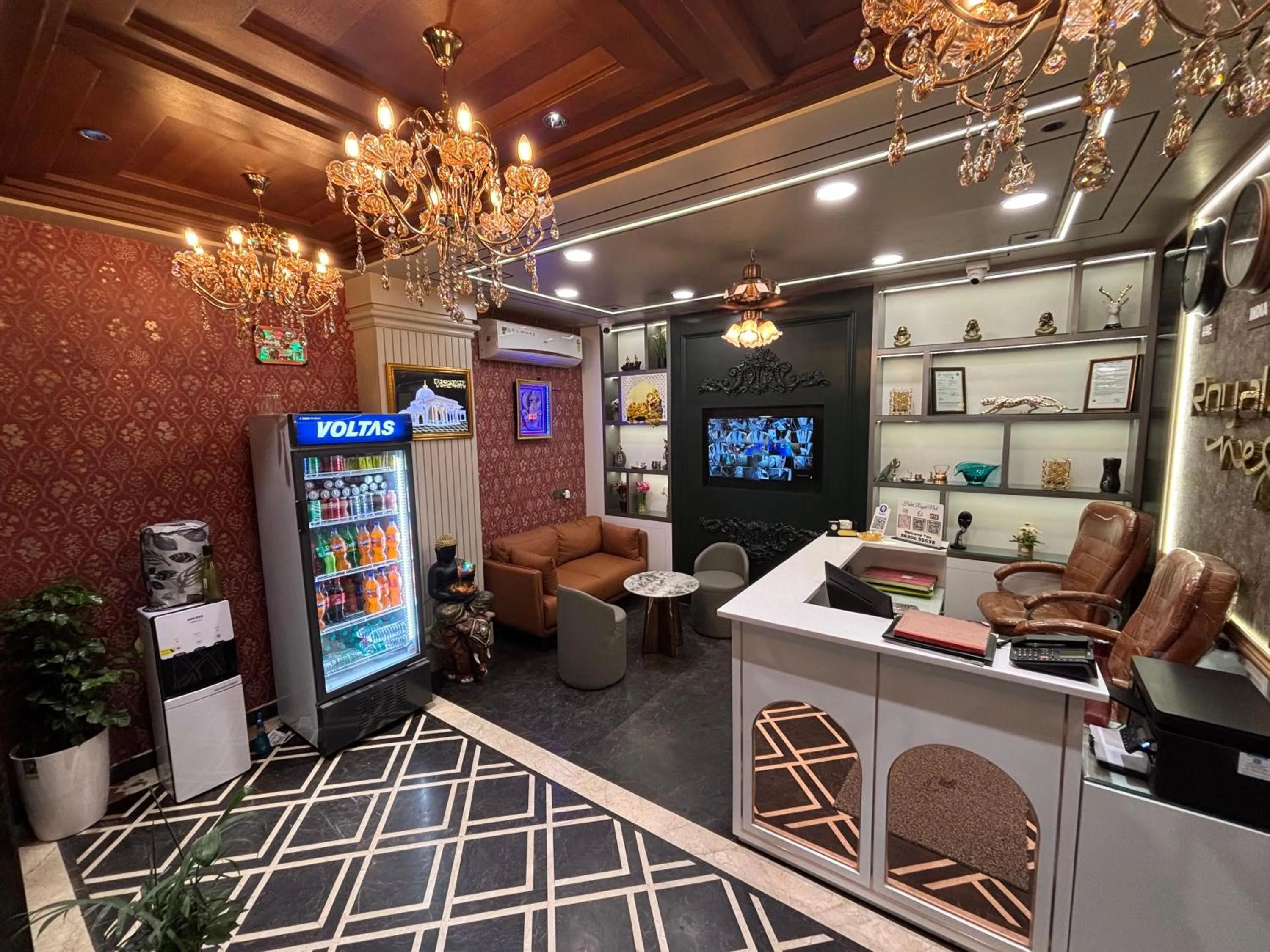 Hotel Royal Nest