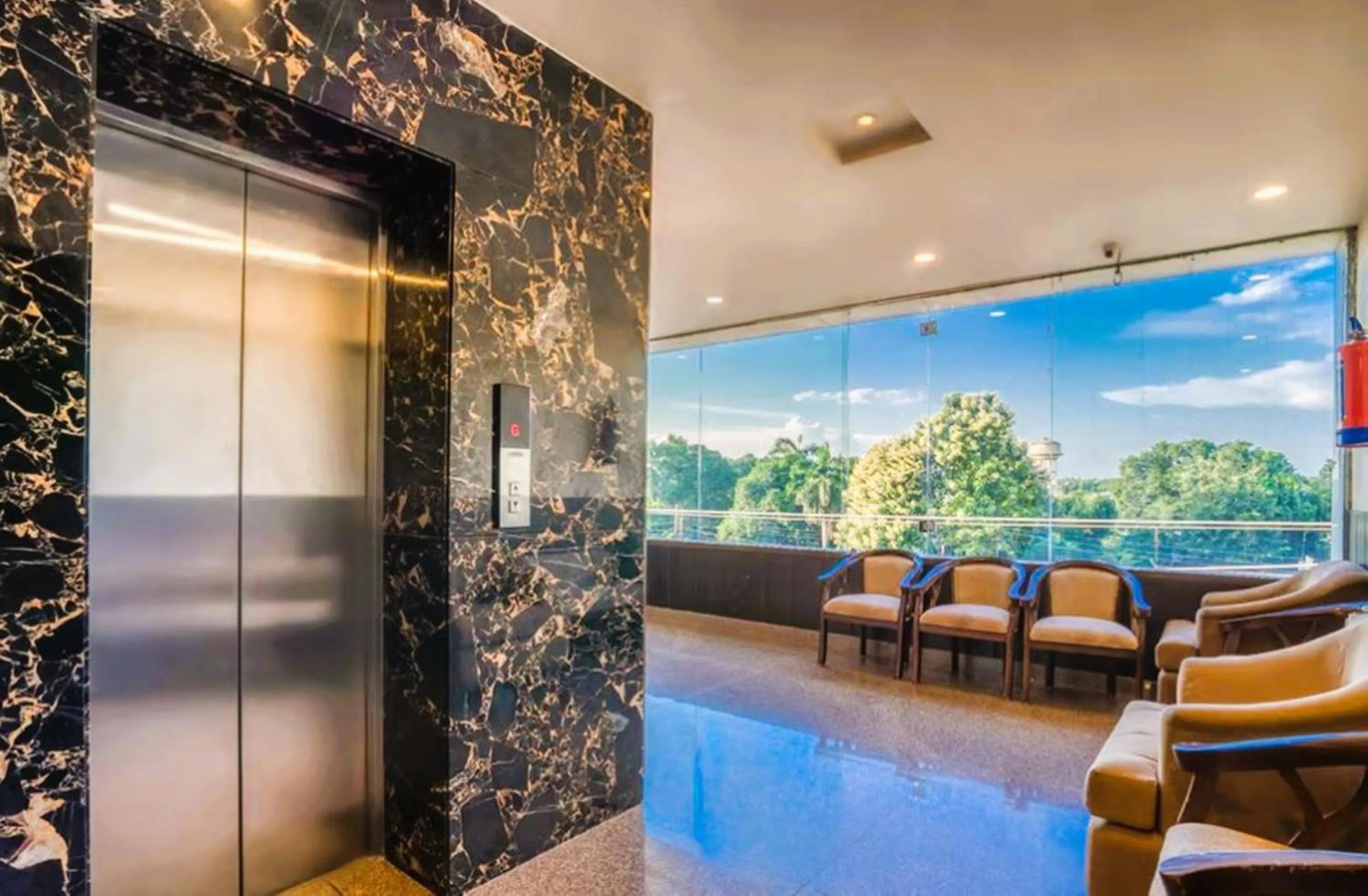 Seating area in Hotel Manas Continental Gorakhpur